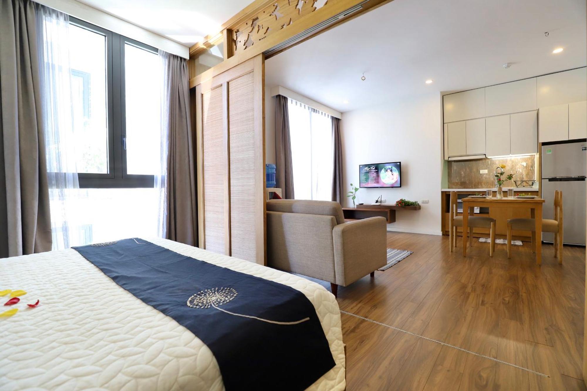 Moon Building Apartment *