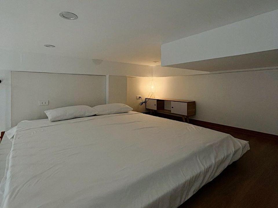 Thechanhsa Duplex Near Train Station *