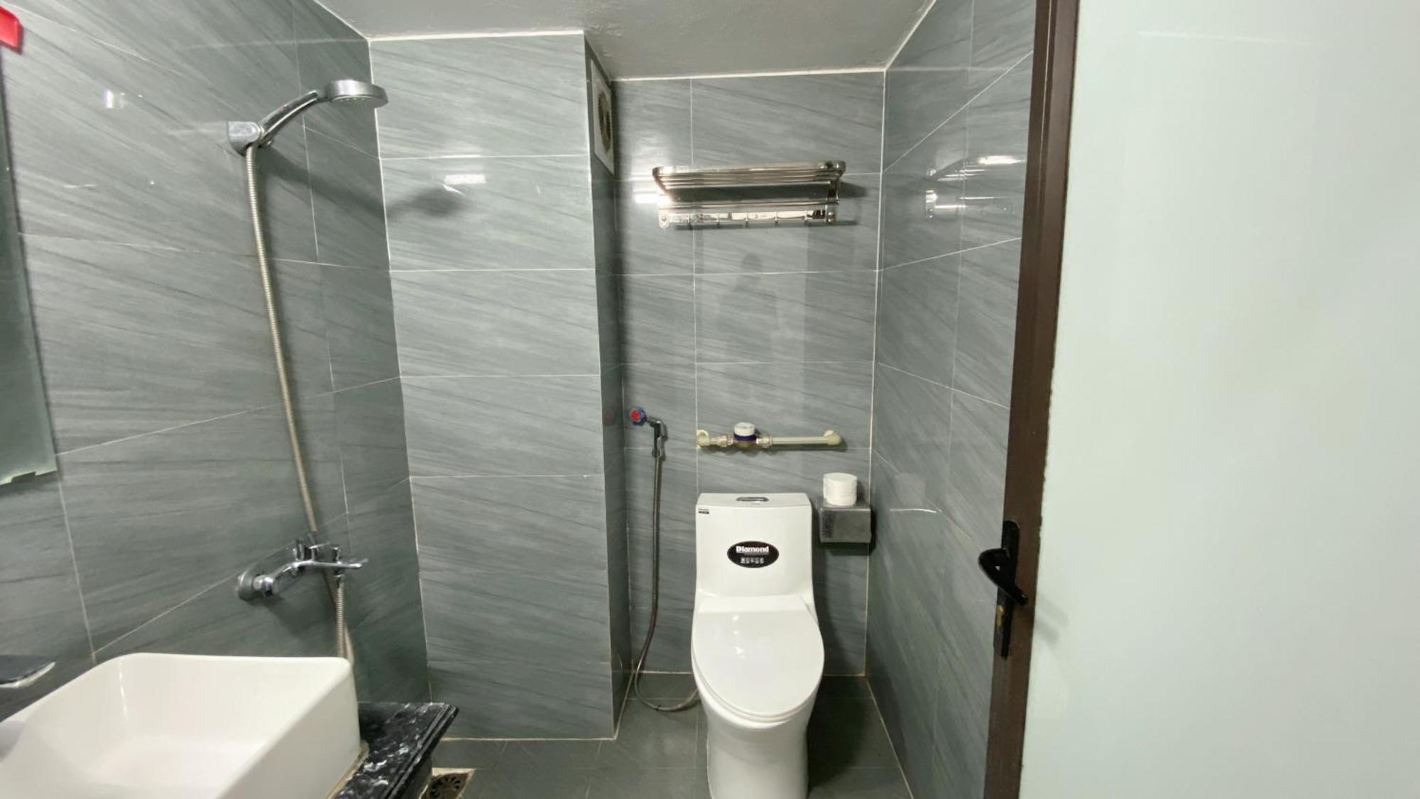 Era Apartment Tran Thai Tong Hanoi