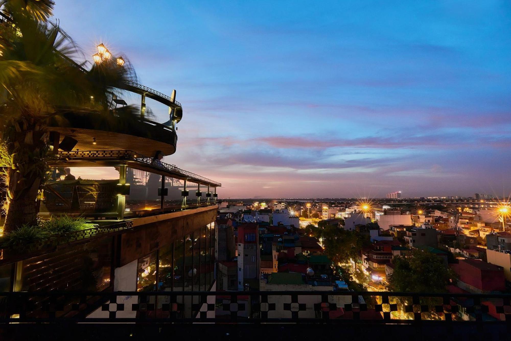 Hotel La Siesta Premium Hang Be Hanoi