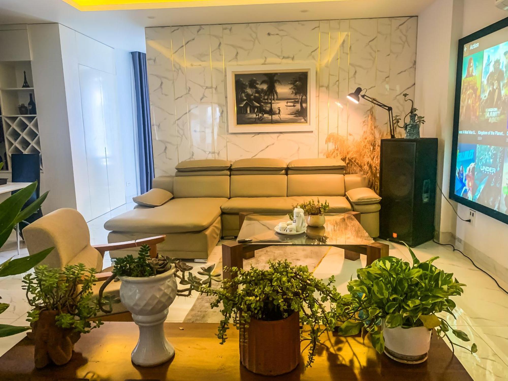 Line Long Bien - Serviced - Ngoc Thuy - Apartment Hanoi