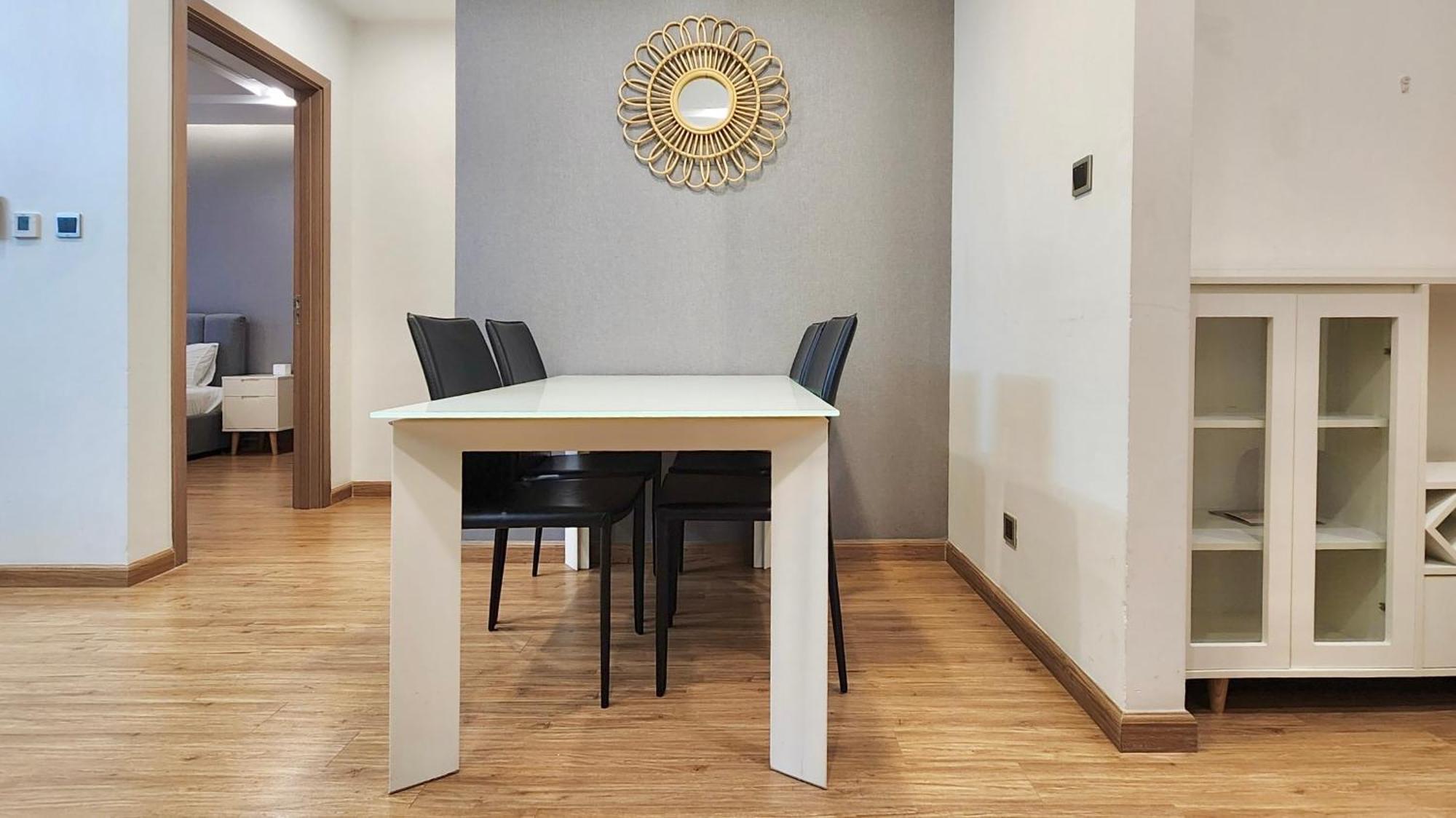 Vinhomes Metropolis Apartment *