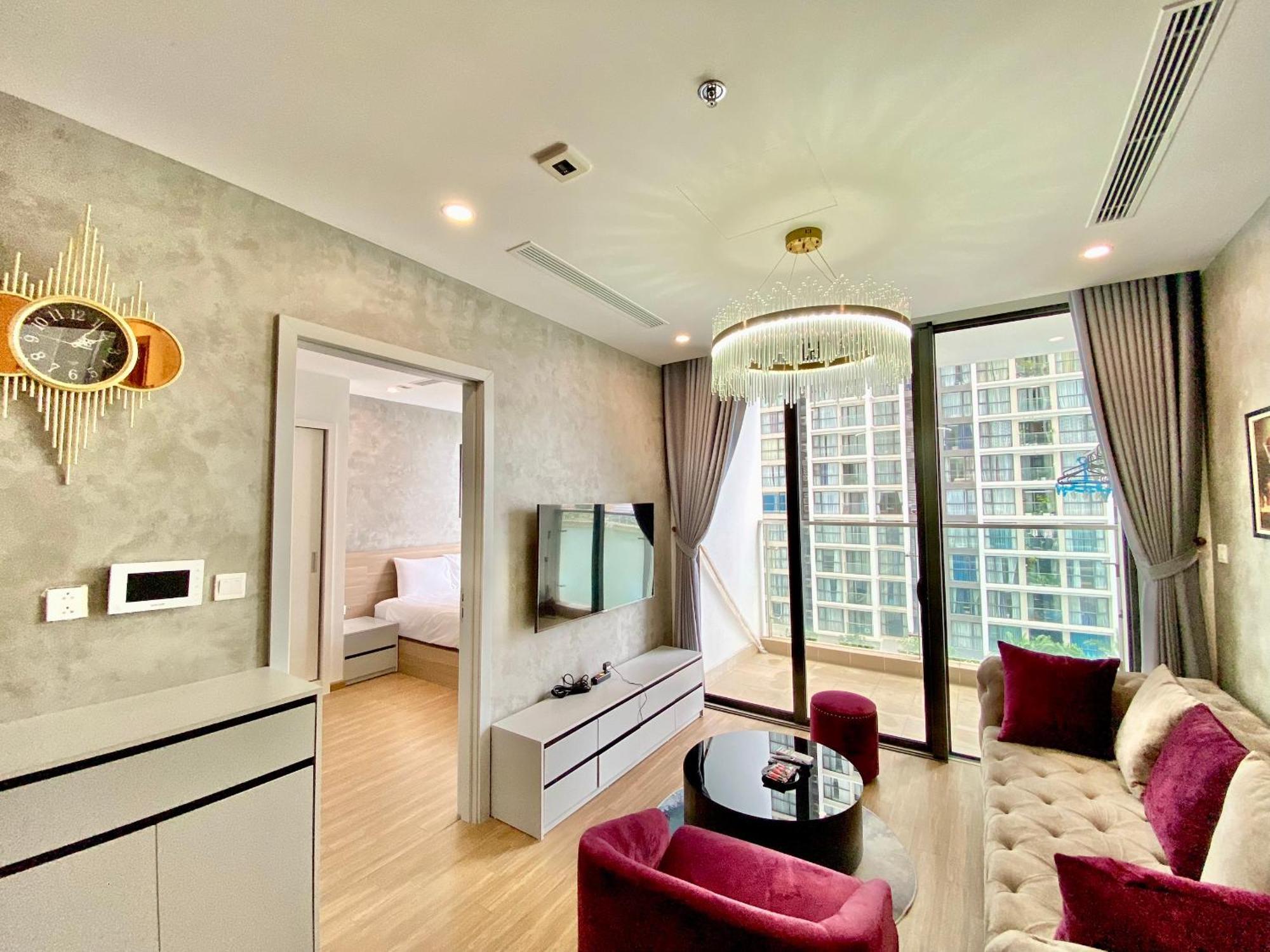 Jessamine Housing - Vinhomes Skylake Apartment