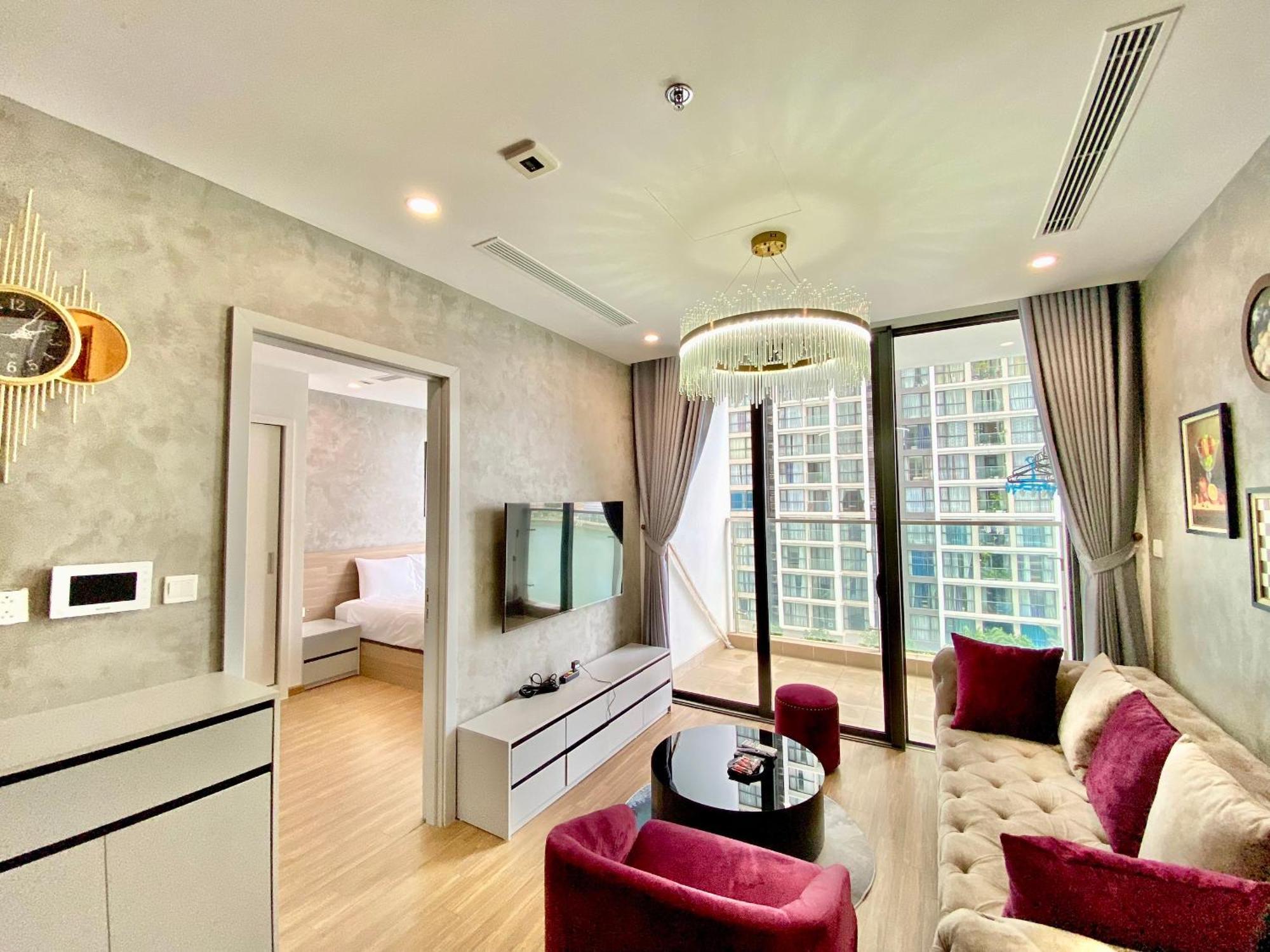 Apartment Jessamine Housing - Vinhomes Skylake Hanoi