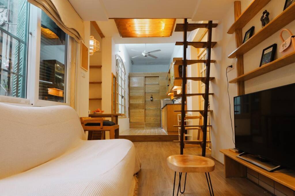 Apartamento Vintage House In Of Old Quarter 2 Bedrooms With Healing Vibe Hanói