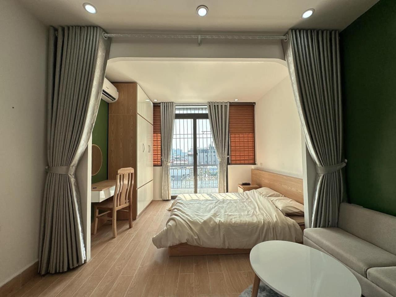 Harry House - 40m Large Room, Full Amenity, Quiet Apartamento Hanói