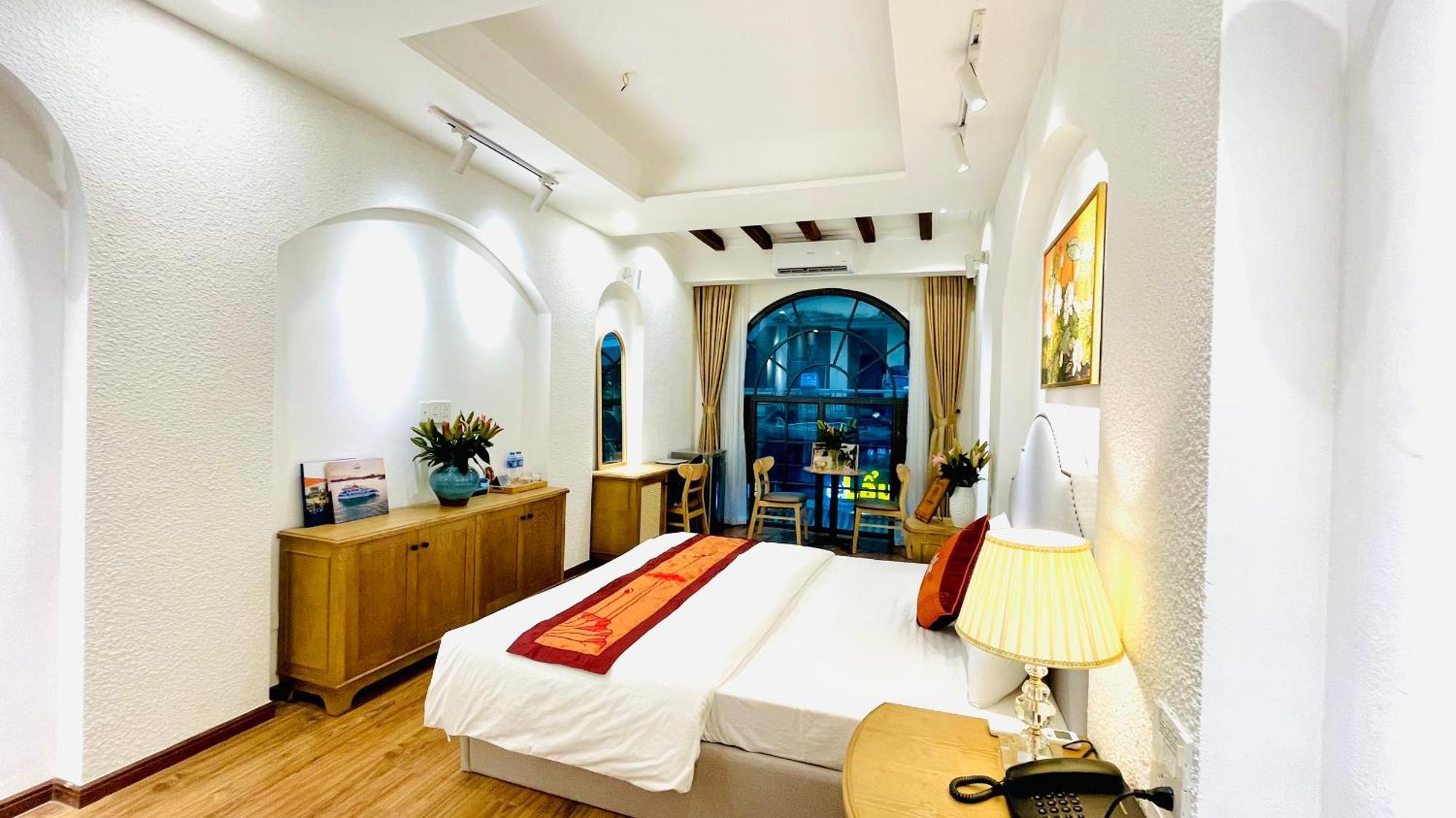 Aparthotel La Mandarina & Travel At 13 Hang Hanh Street Hanoi