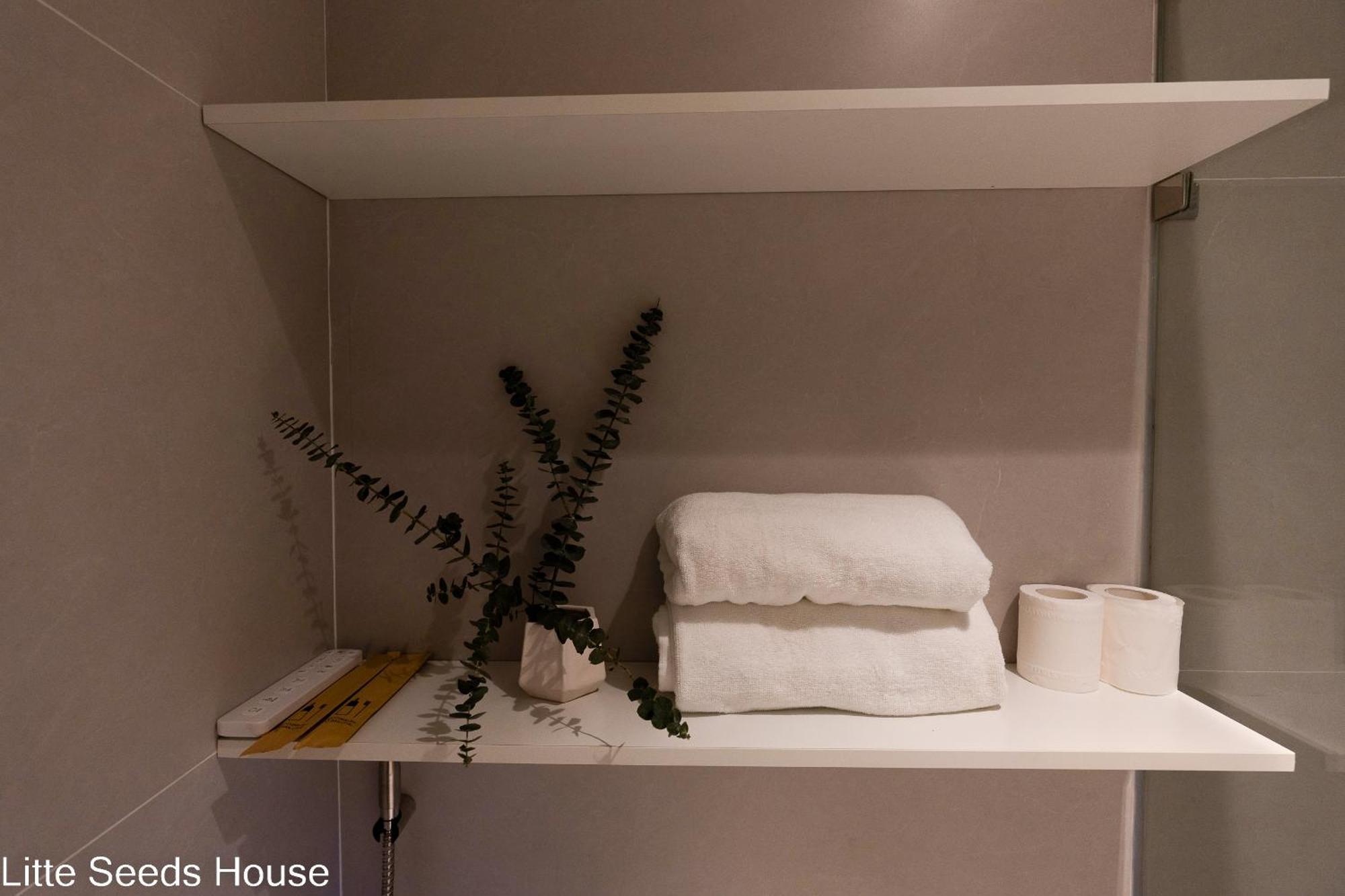 Little Seeds House-hanoi, 4brs,cinema, Old Quarter *