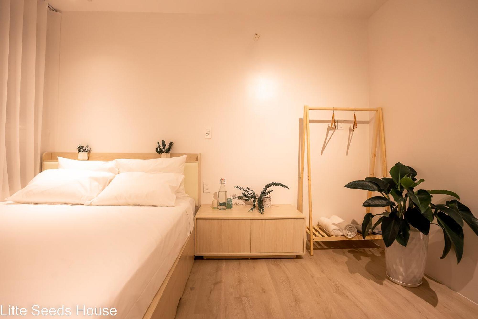 Bahay bakasyunan Little Seeds House-hanoi, 4brs,cinema, Old Quarter