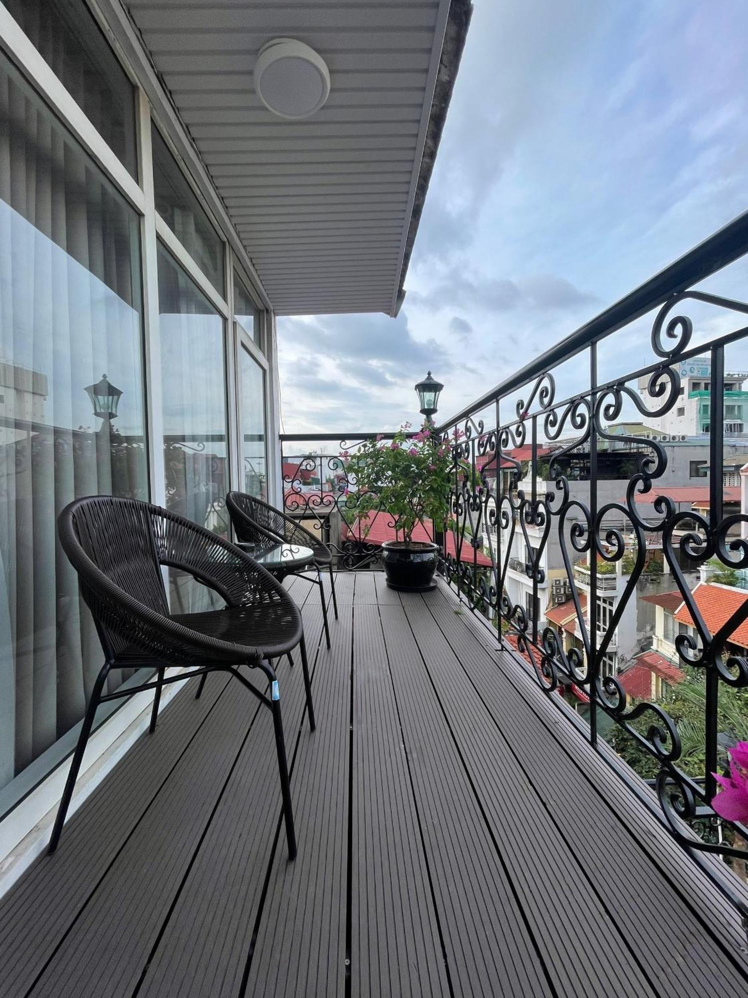 Diamond King & Travel 3* Hanoi