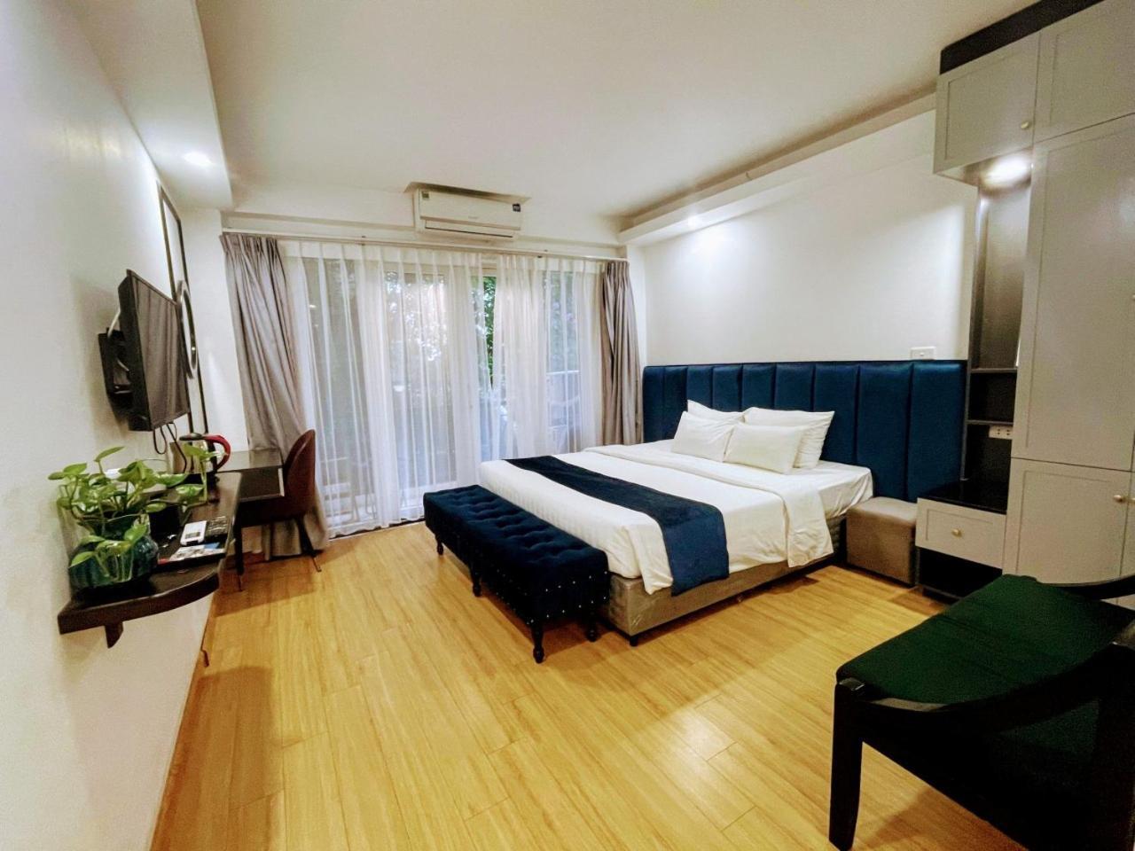 Capital Premium Hotel