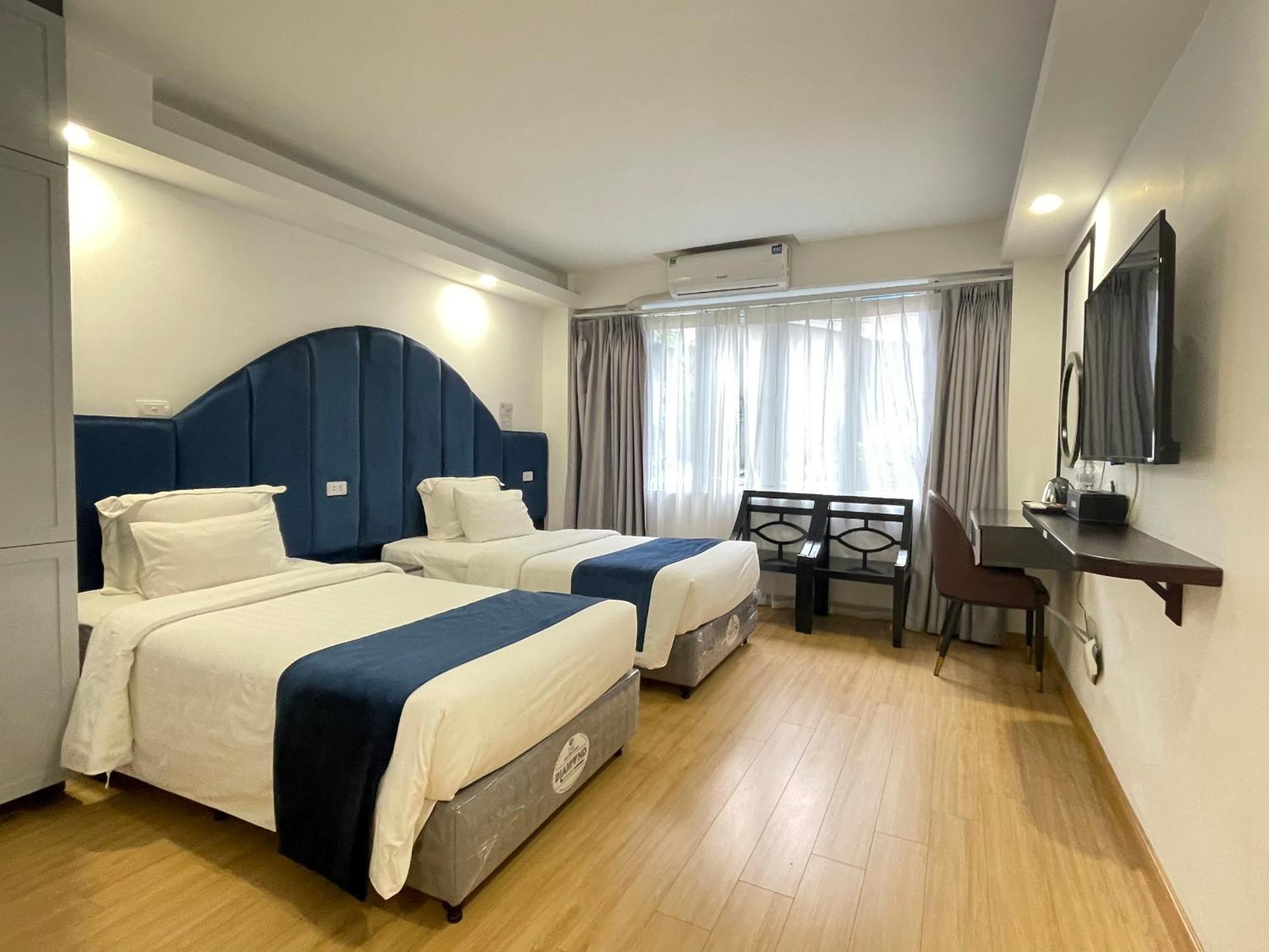 Capital Premium Hotel 3*