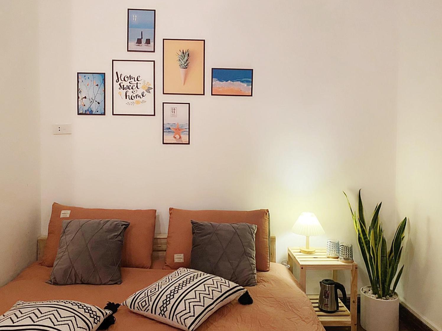 Michi Giang Van Minh Doi Dien Bao Tang Hcm Privatunterkunft Hanoi
