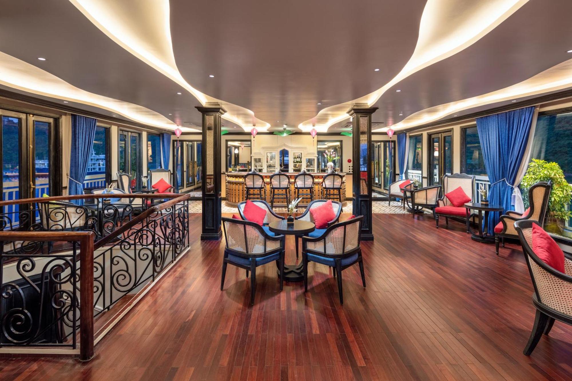 Win & Travel Hotel 3*