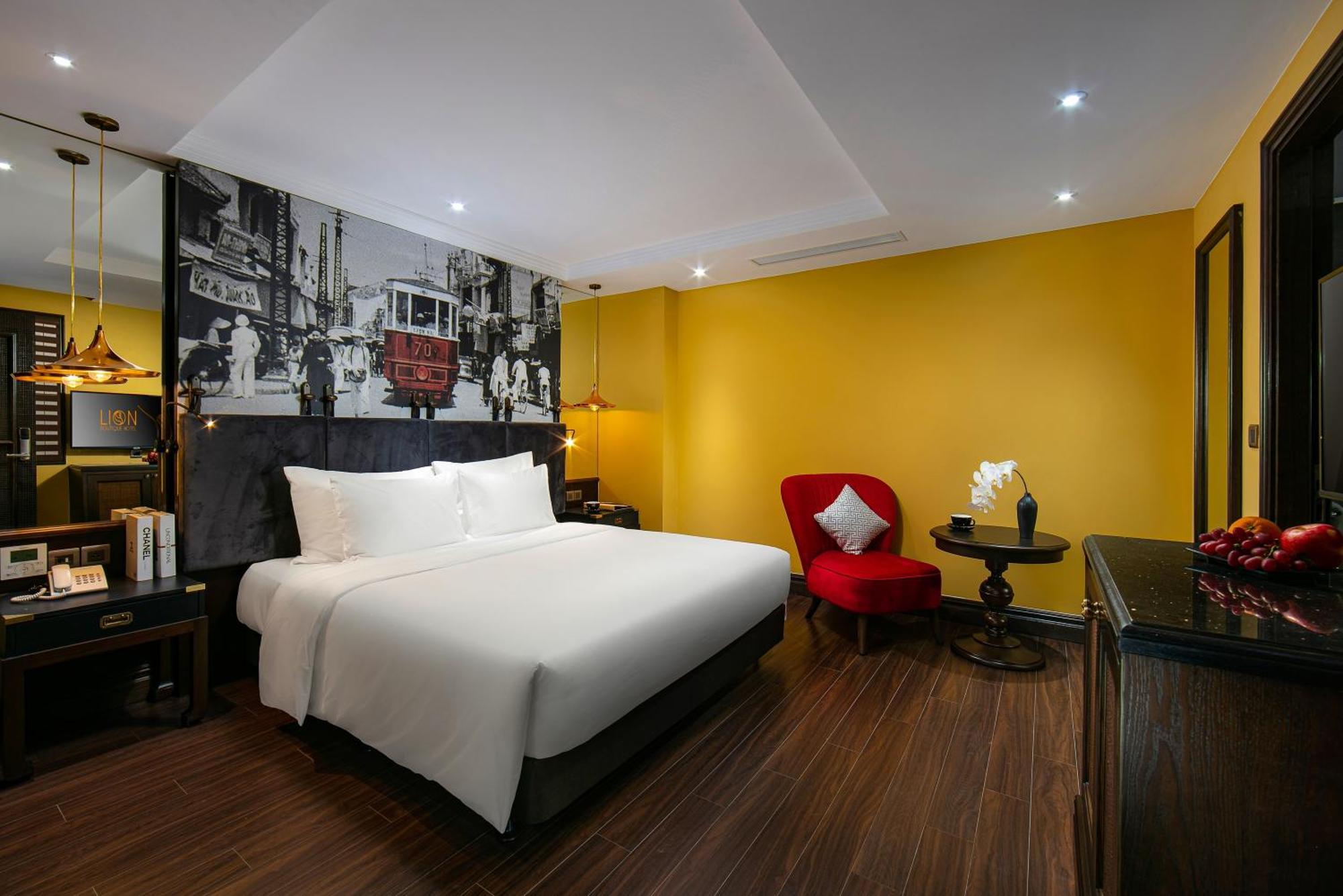 Lion Boutique & 4*