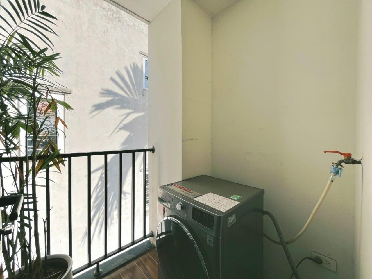 4 - Cheap Price 2 Bedroom Near West Apartment Hanoi