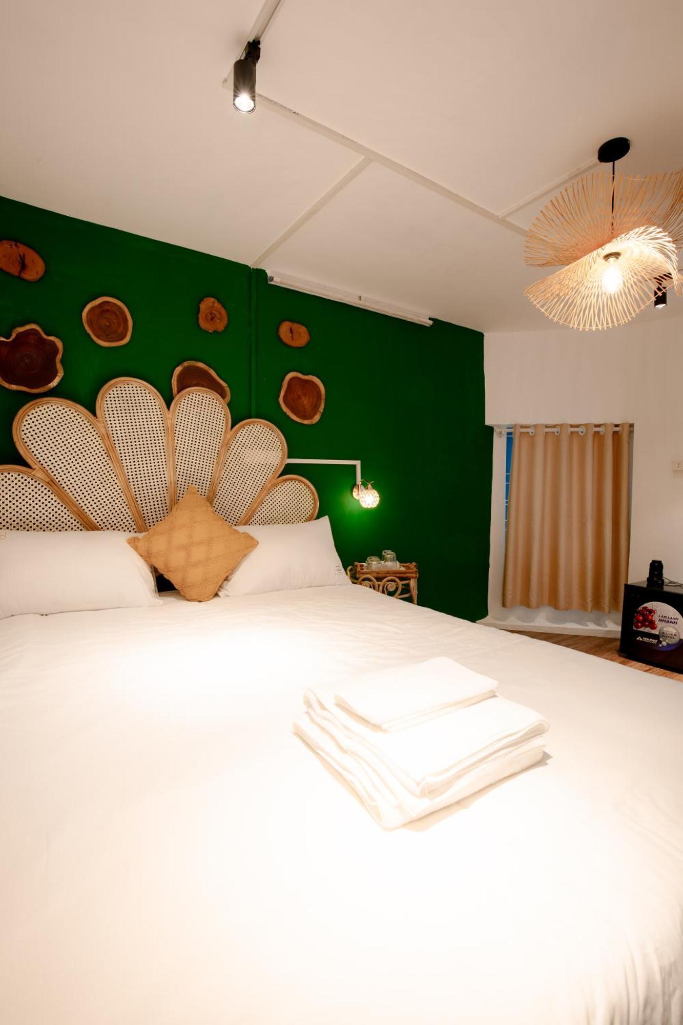 Sisan 2 Phong Ngu Hang Bong Hoan Kiem- 5p Ra Pho Di Bo Apartment Hanoi