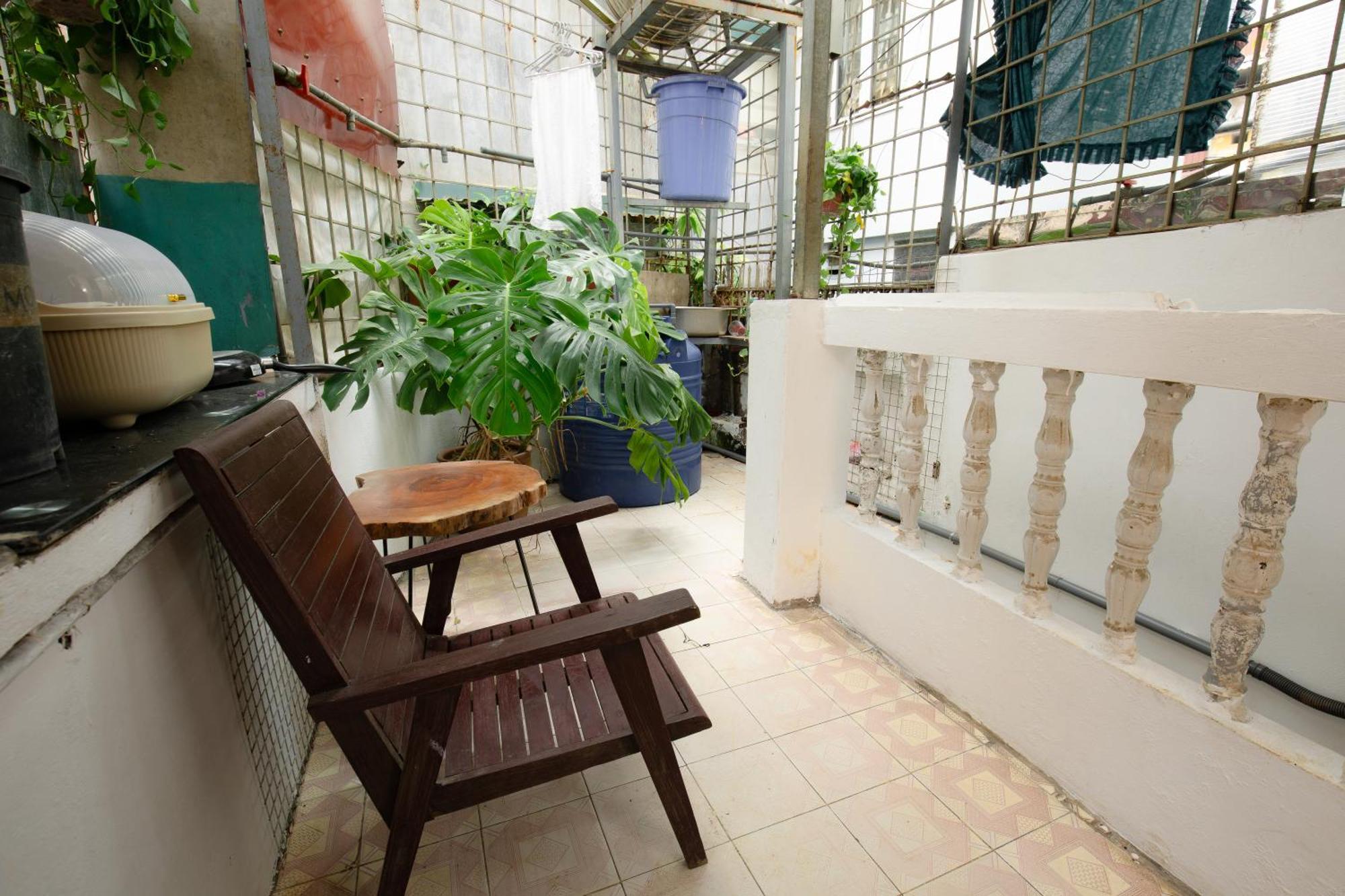 Sisan 2 Phong Ngu Hang Bong Hoan Kiem- 5p Ra Pho Di Bo *