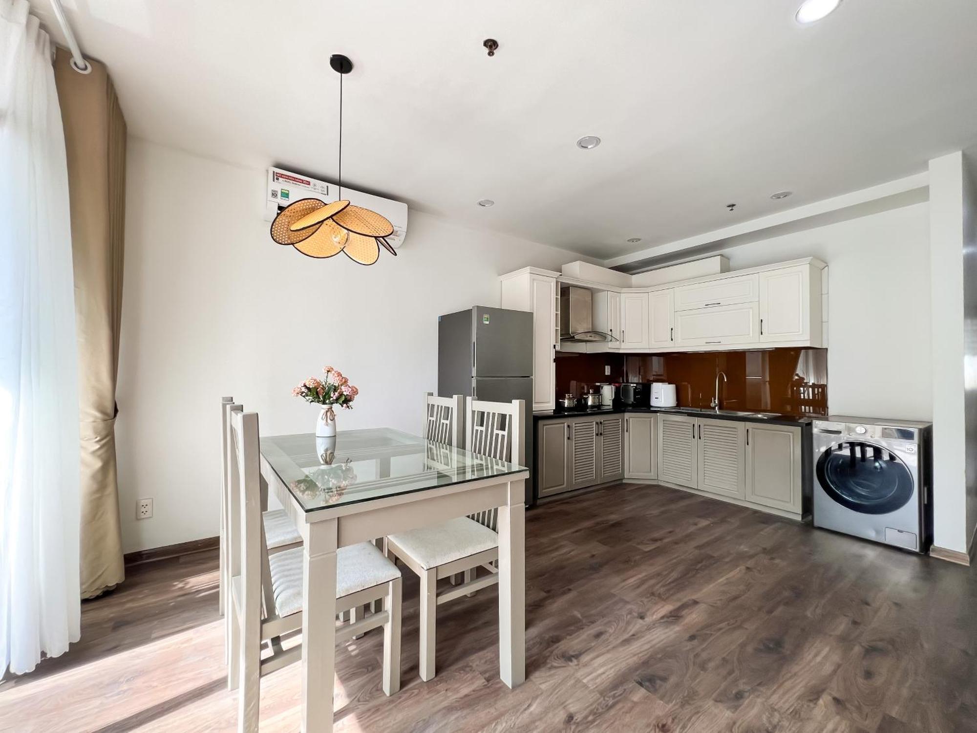 Khách sạn hẻo lánh Nine Housing Kim Ma *