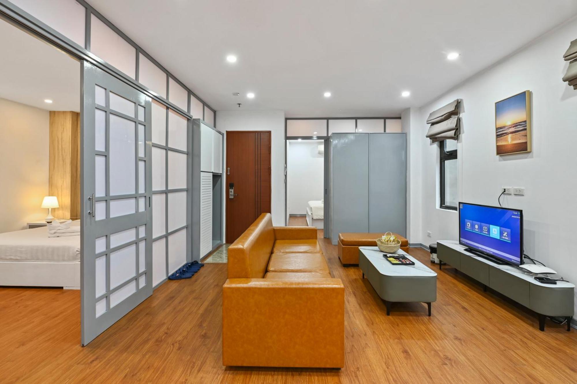 22housing 20 Linh Lang * Hanoi