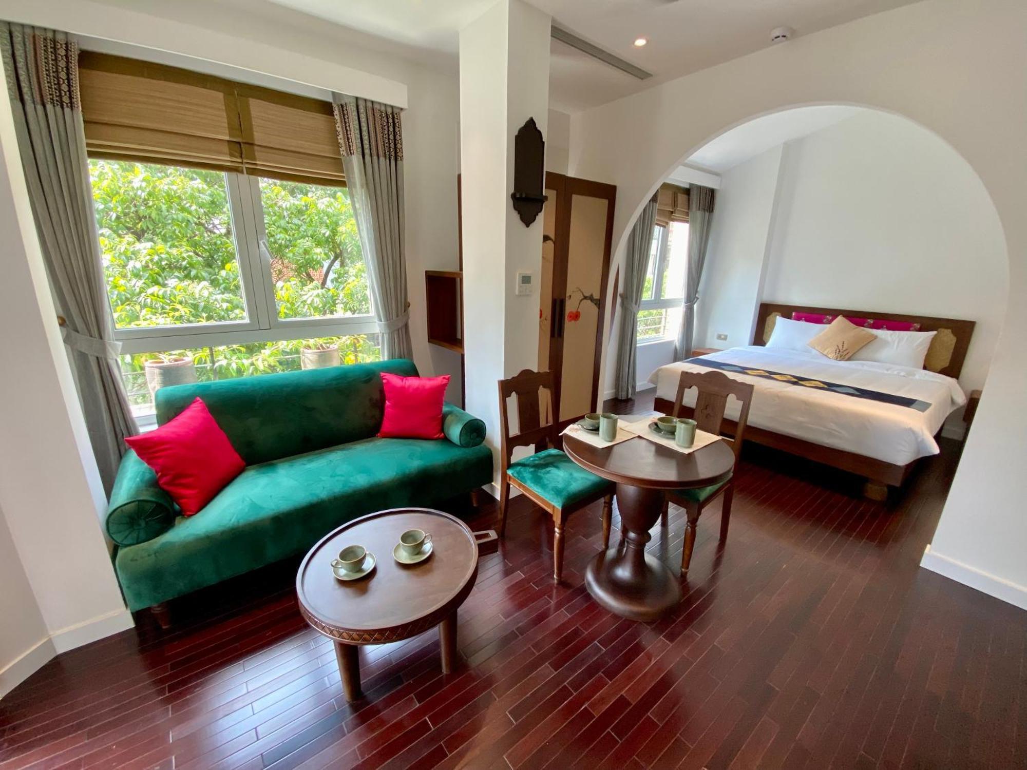 The Quarter Apartment *