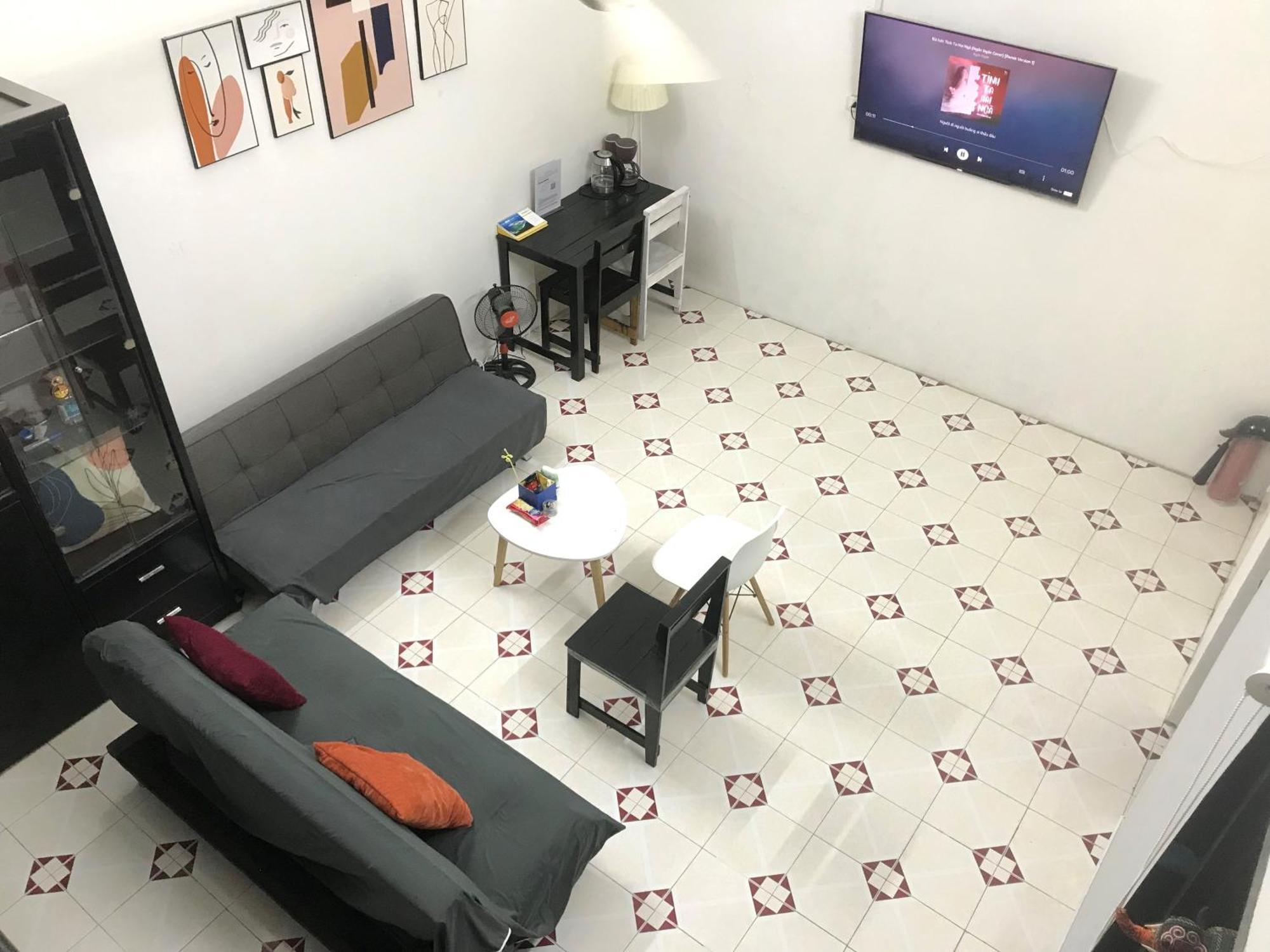 Apartment Old Quarter Danny'S Spacious 2-Floor Apartment, Next To Train Cafe Street Hanoi