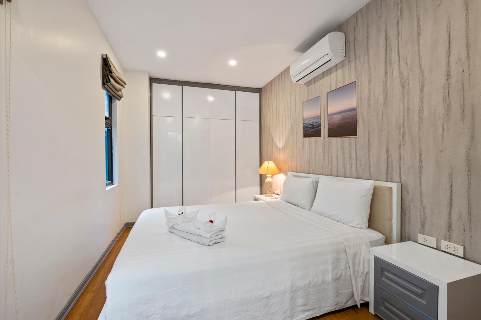 Housing22 Service 20 Linh Lang Pangsapuri Hanoi