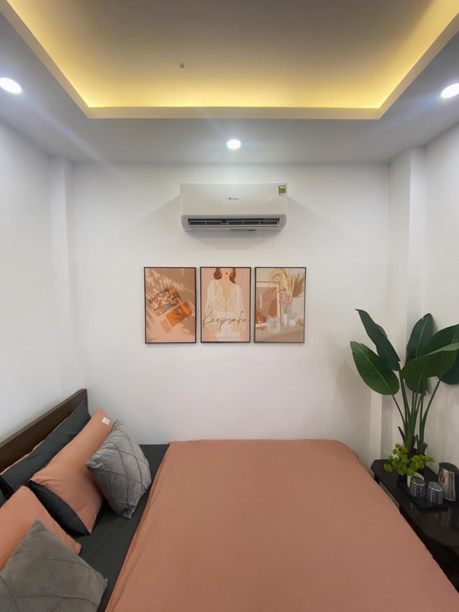 Apartment Michi House Chuong Duong Do, Can Ho 2 Phong Ngu 300m Toi Ho Guom Hanoi
