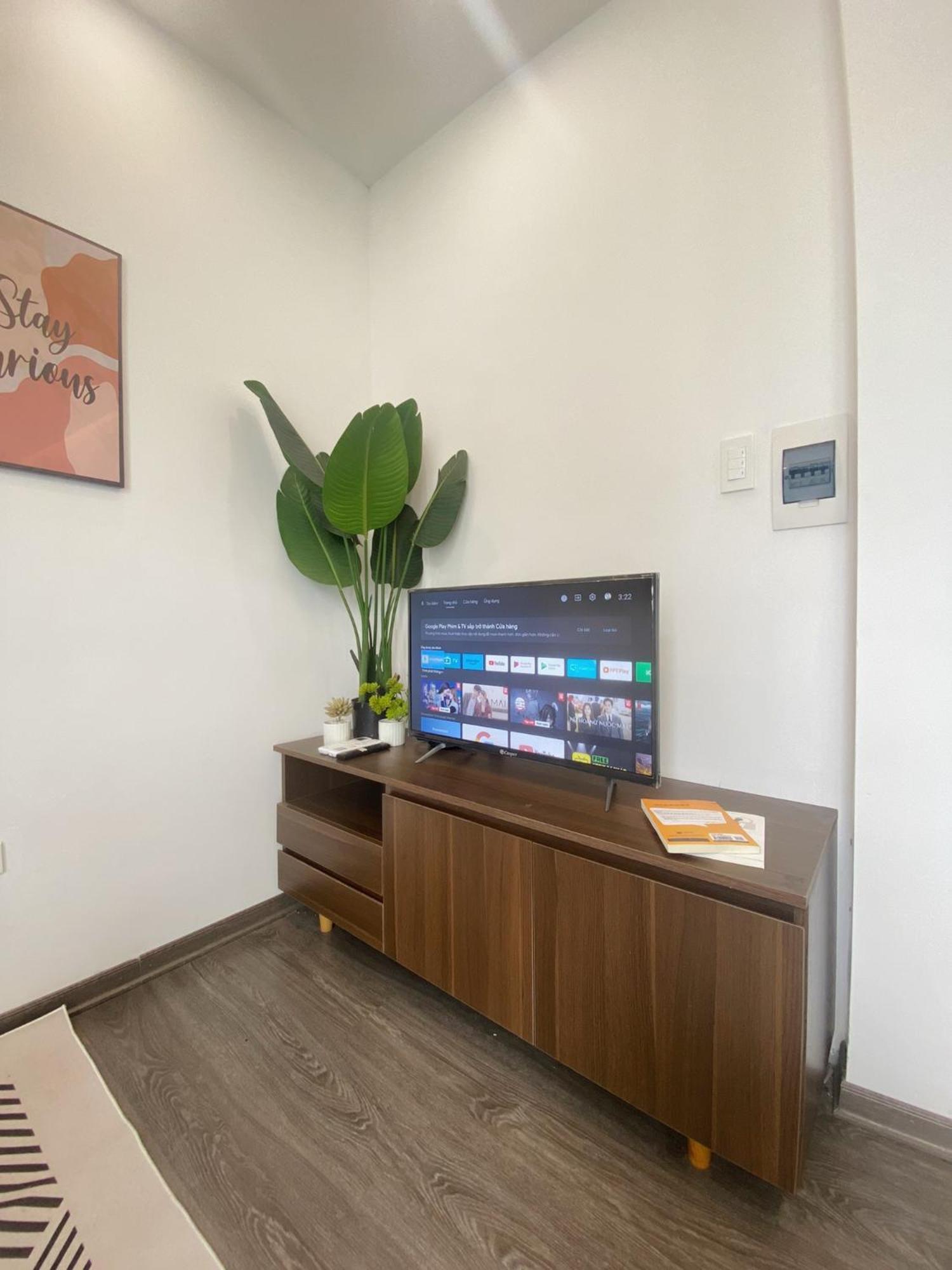 Apartment Michi House Chuong Duong Do, Can Ho 2 Phong Ngu 300m Toi Ho Guom Hanoi