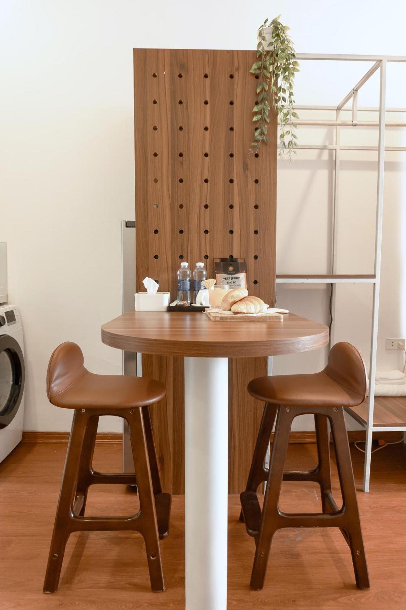 Ha Thanh - Westlake Apartment *
