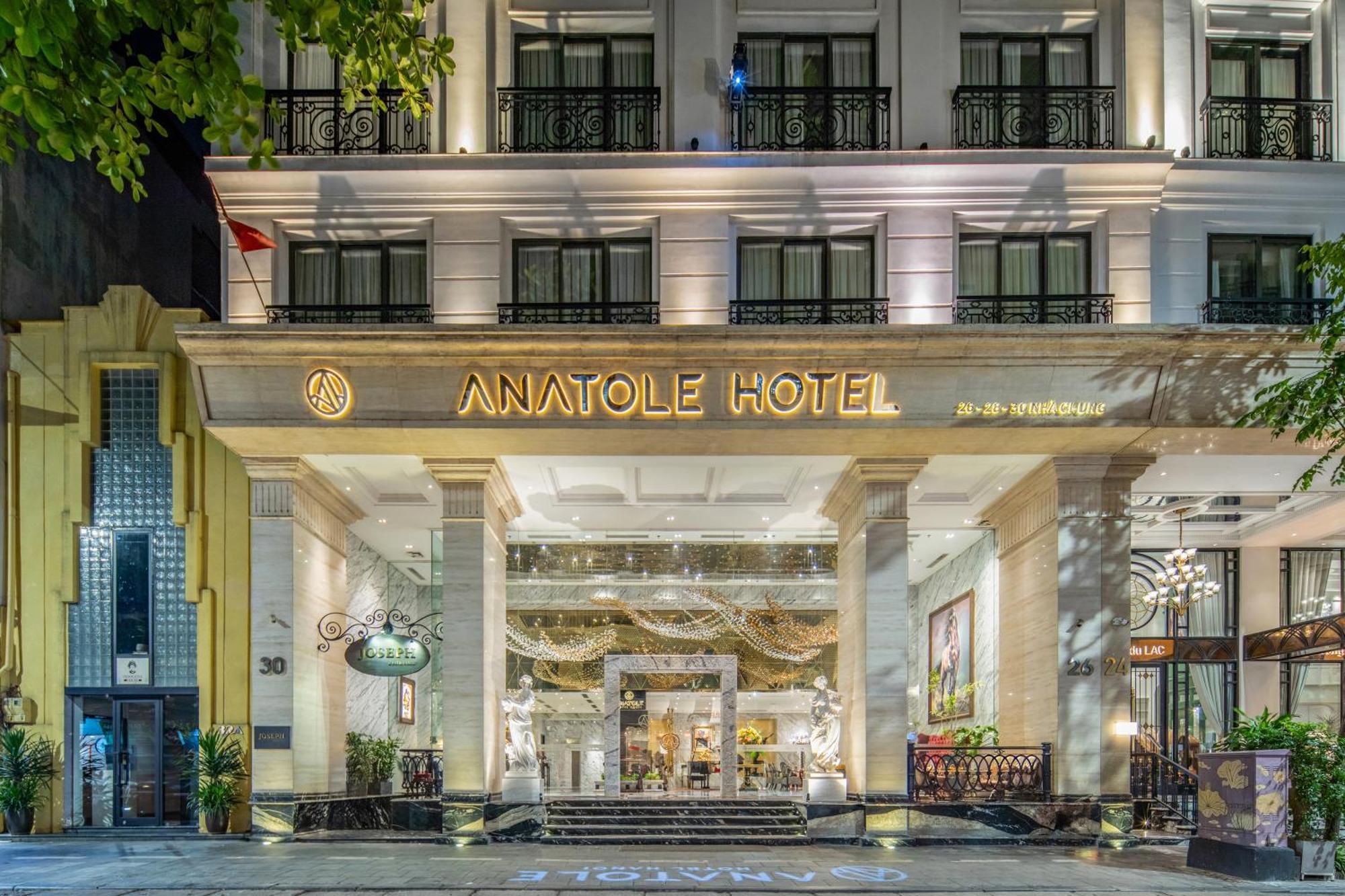 Khách sạn Anatole 5*