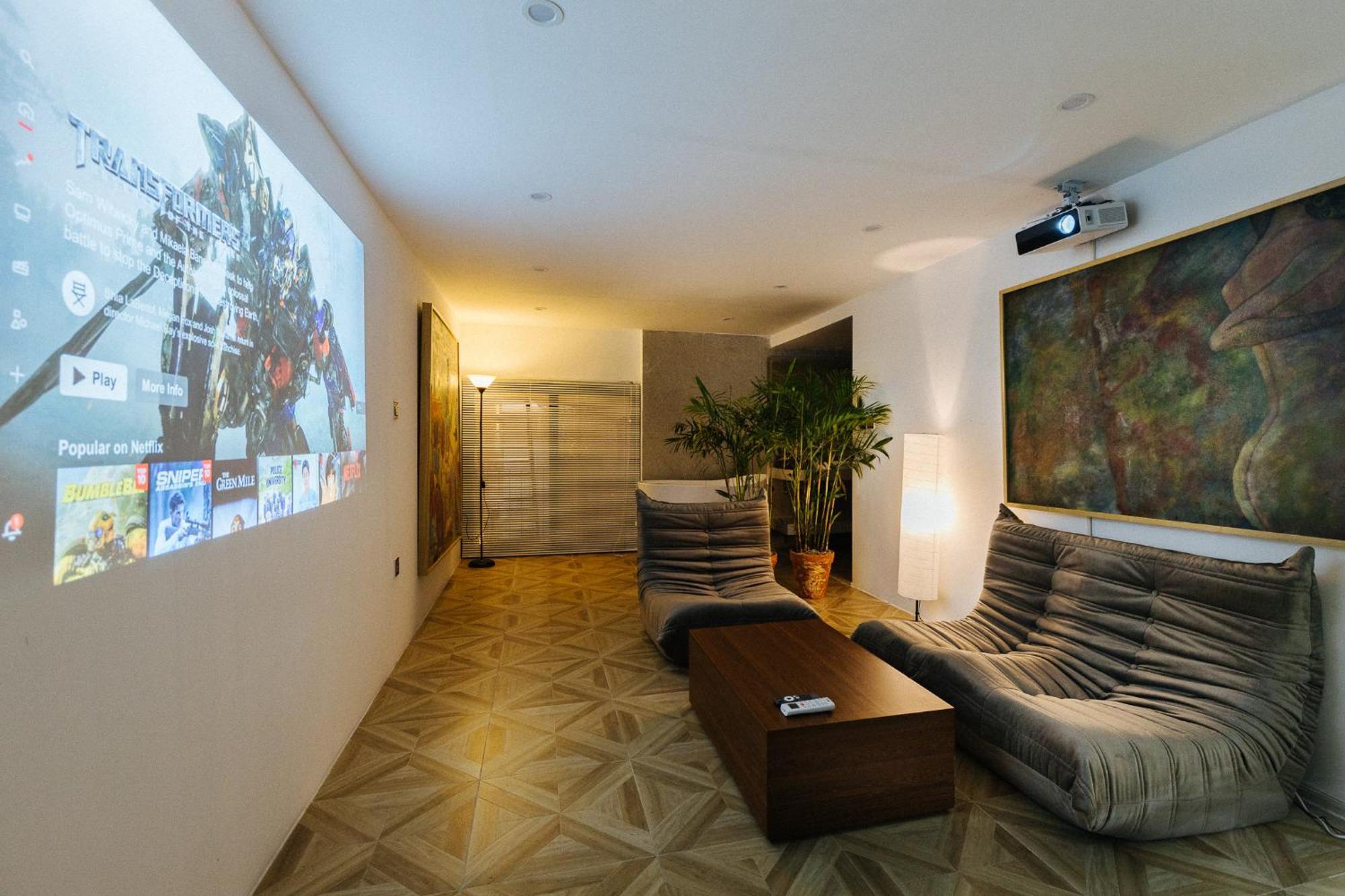 Thechanhsa Stylish Near Old Quarter Apartment