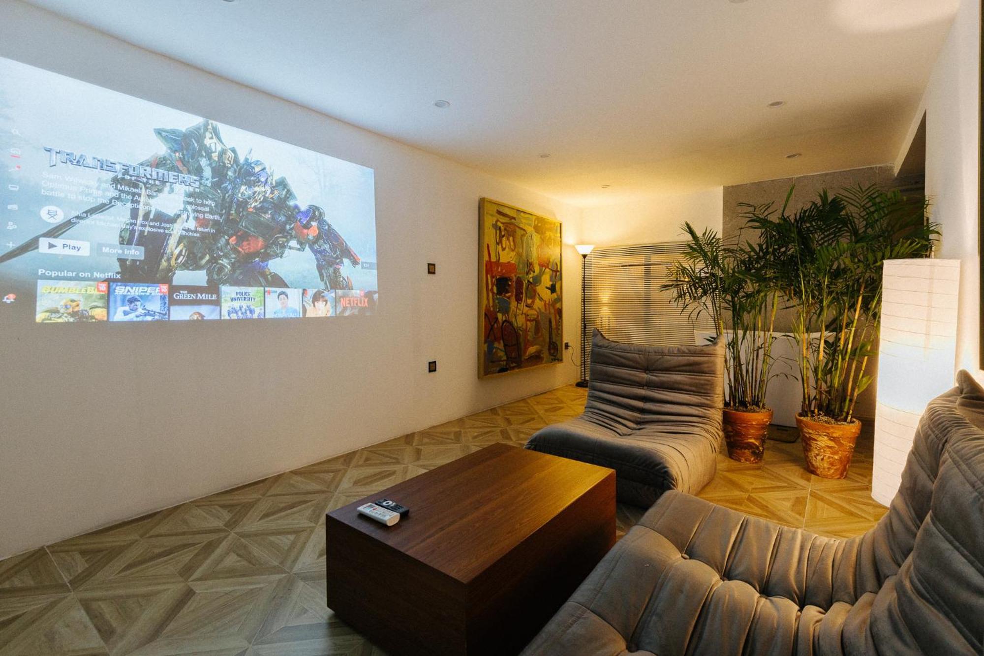 Thechanhsa Stylish Near Old Quarter Apartment Hanoi