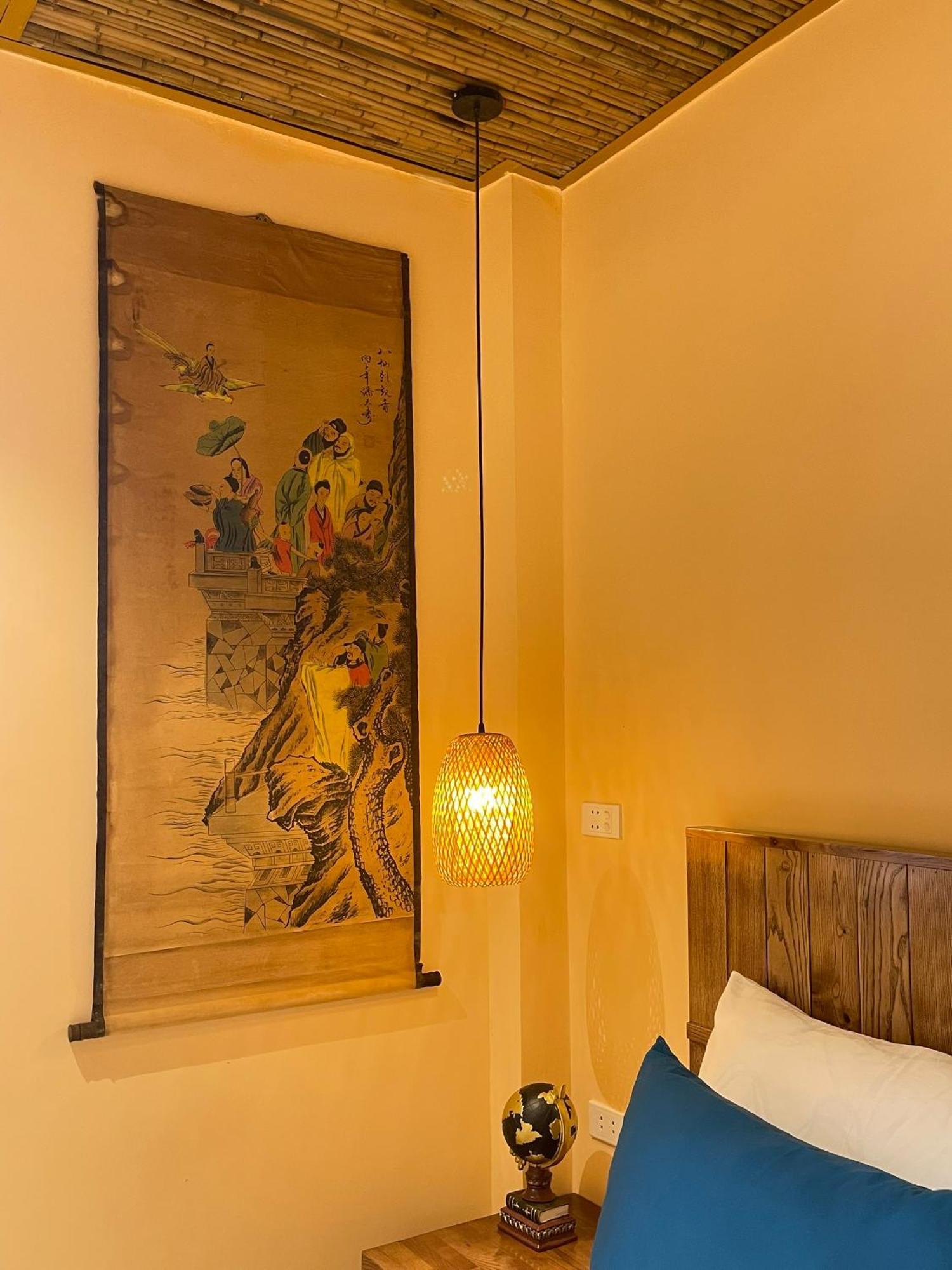 Apartment Quiet Private Apartment, 5' To Hoan Kiem Lake, 2 Balconies, 1 Bedroom, Free Wifi - Netflix, Zeit 506 Hanoi