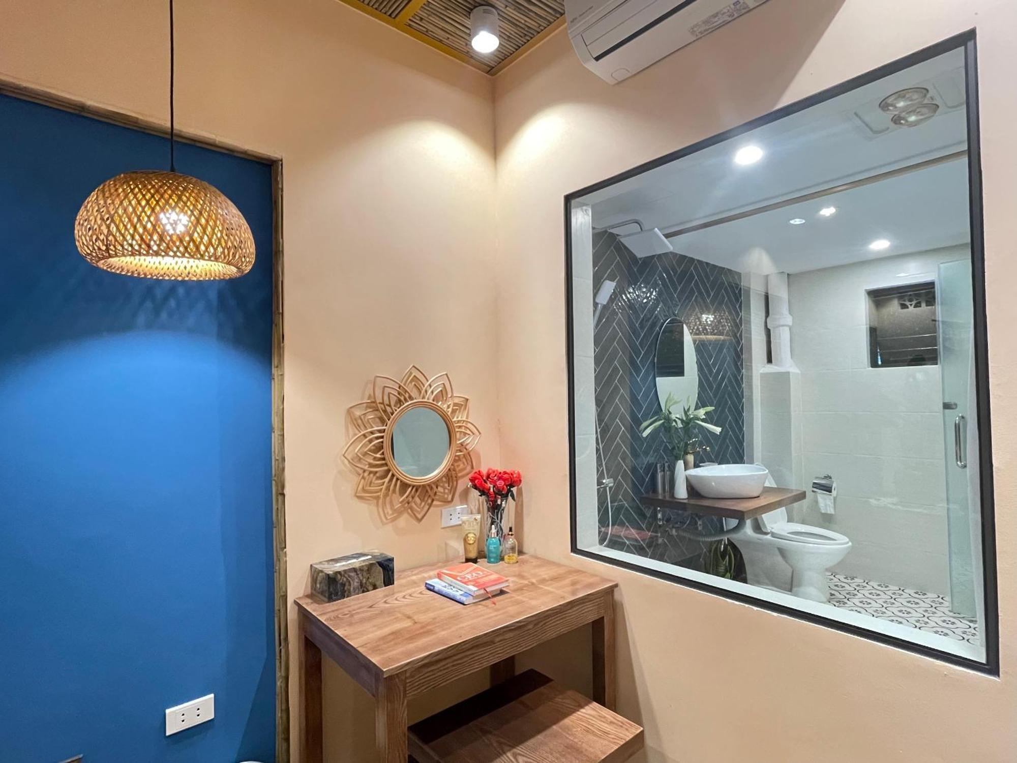 Quiet Private Apartment, 5' To Hoan Kiem Lake, 2 Balconies, 1 Bedroom, Free Wifi - Netflix, Zeit 506 Hanoi