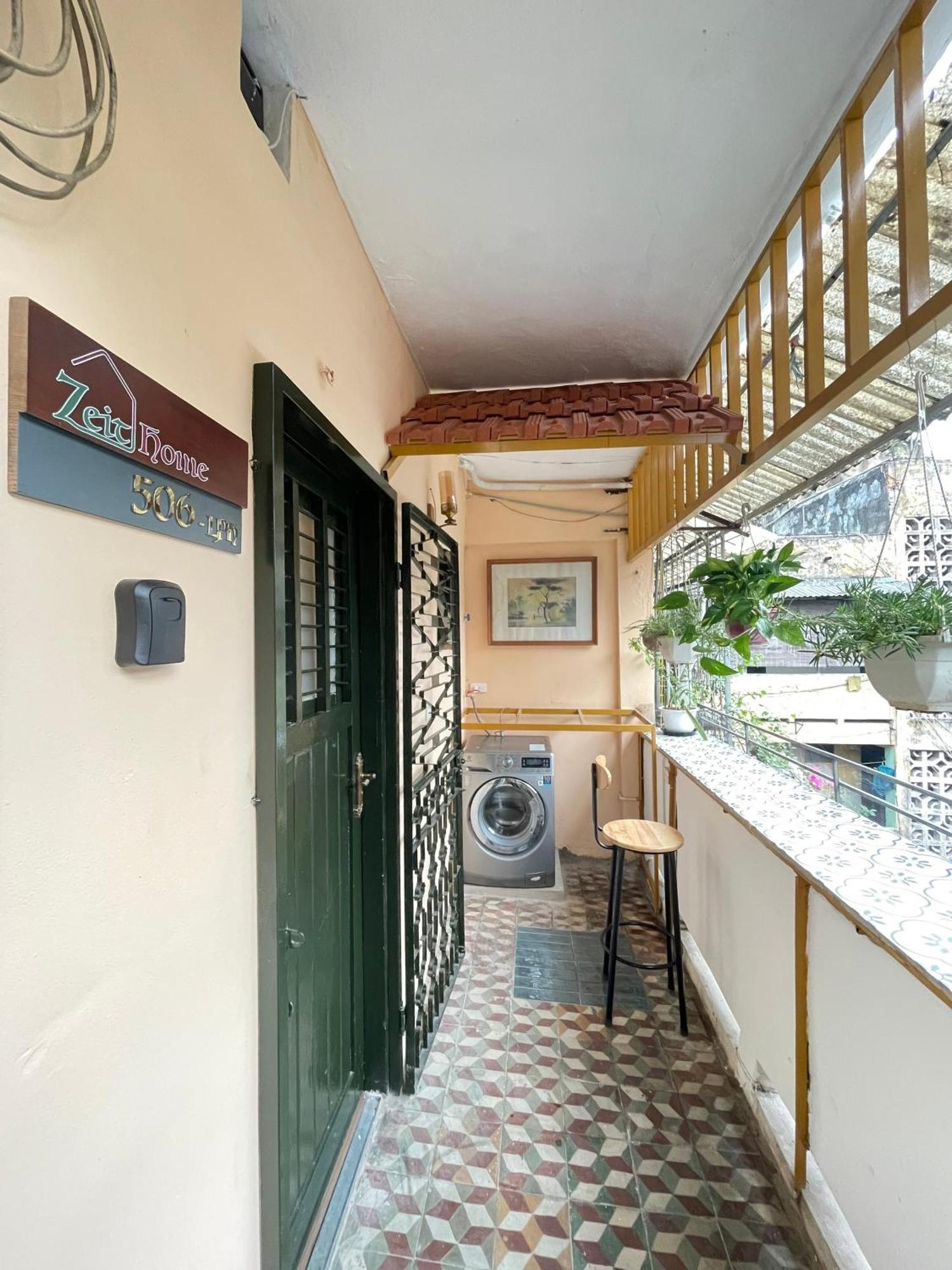 Quiet Private Apartment, 5' To Hoan Kiem Lake, 2 Balconies, 1 Bedroom, Free Wifi - Netflix, Zeit 506 Apartment *