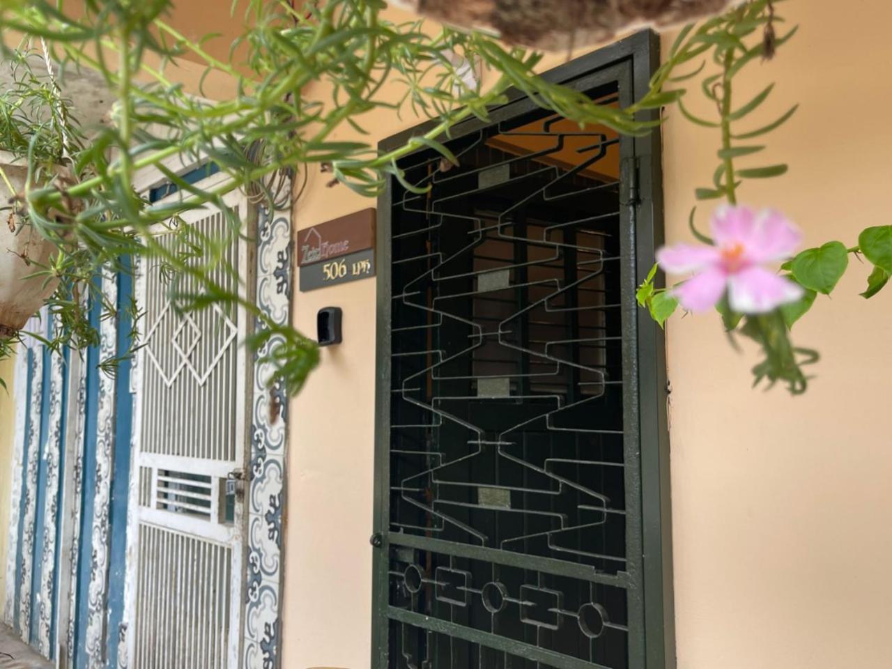 Quiet Private Apartment, 5' To Hoan Kiem Lake, 2 Balconies, 1 Bedroom, Free Wifi - Netflix, Zeit 506 Apartment *