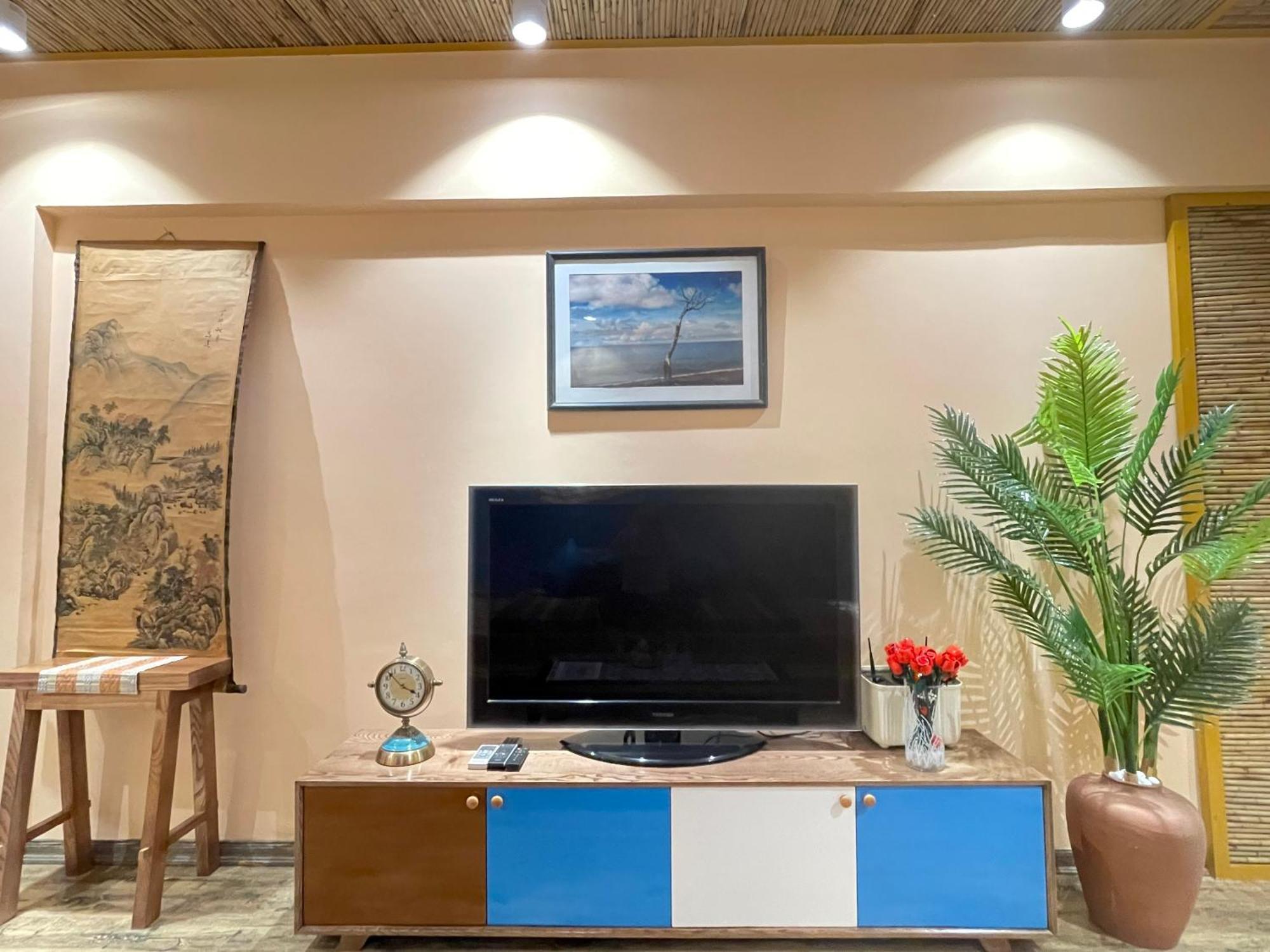 Quiet Private Apartment, 5' To Hoan Kiem Lake, 2 Balconies, 1 Bedroom, Free Wifi - Netflix, Zeit 506 Apartment Hanoi