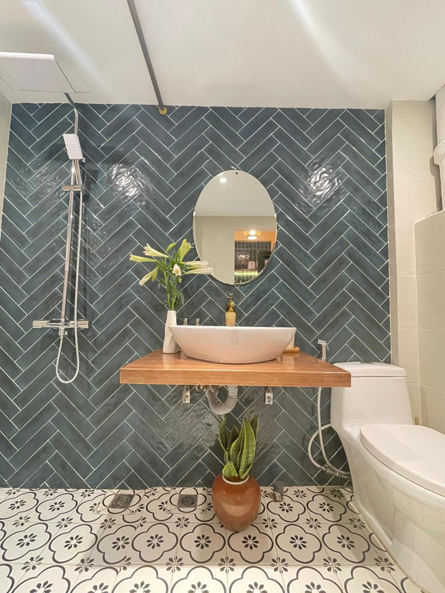 Apartment Quiet Private Apartment, 5' To Hoan Kiem Lake, 2 Balconies, 1 Bedroom, Free Wifi - Netflix, Zeit 506