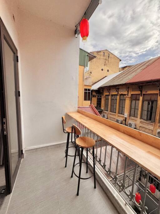 Rumah percutian Ancient View-5br House-hoan Kiem Lake