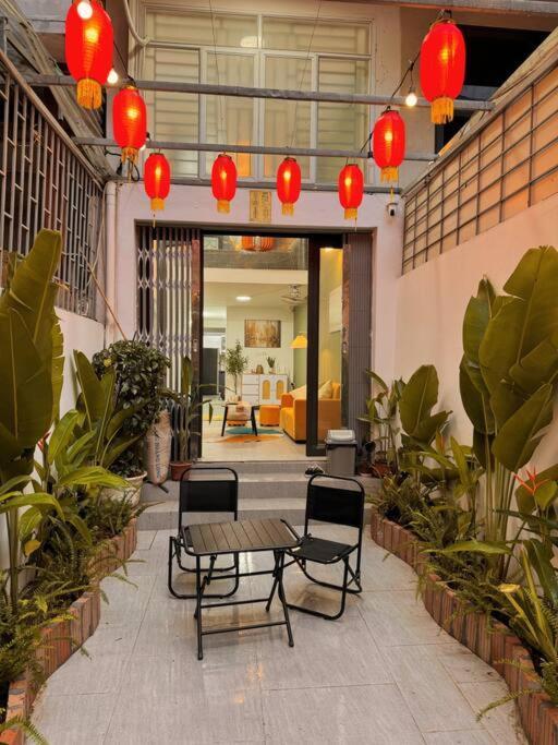 Rumah percutian Ancient View-5br House-hoan Kiem Lake *