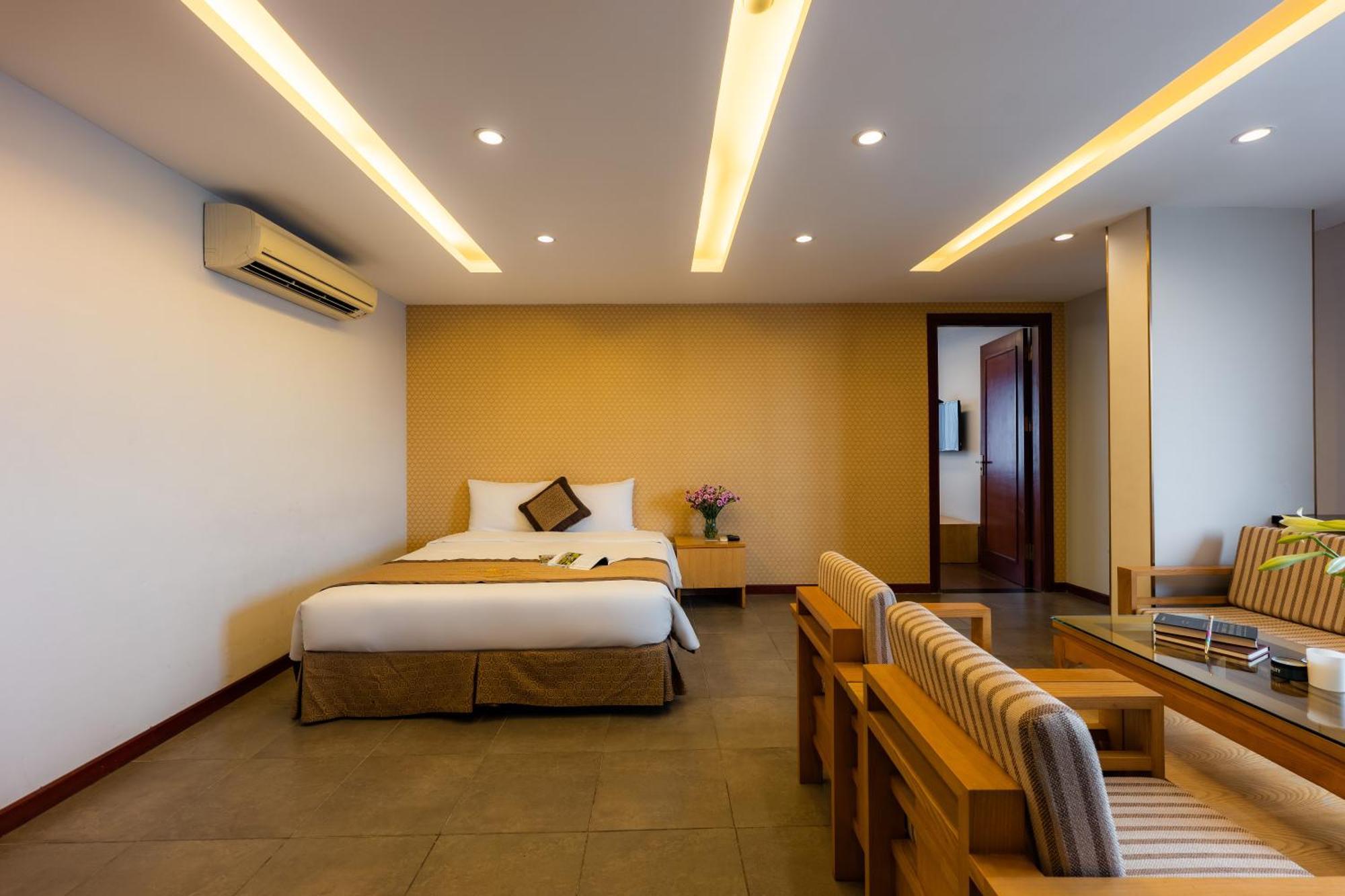 Riverside Hotel Hanoi