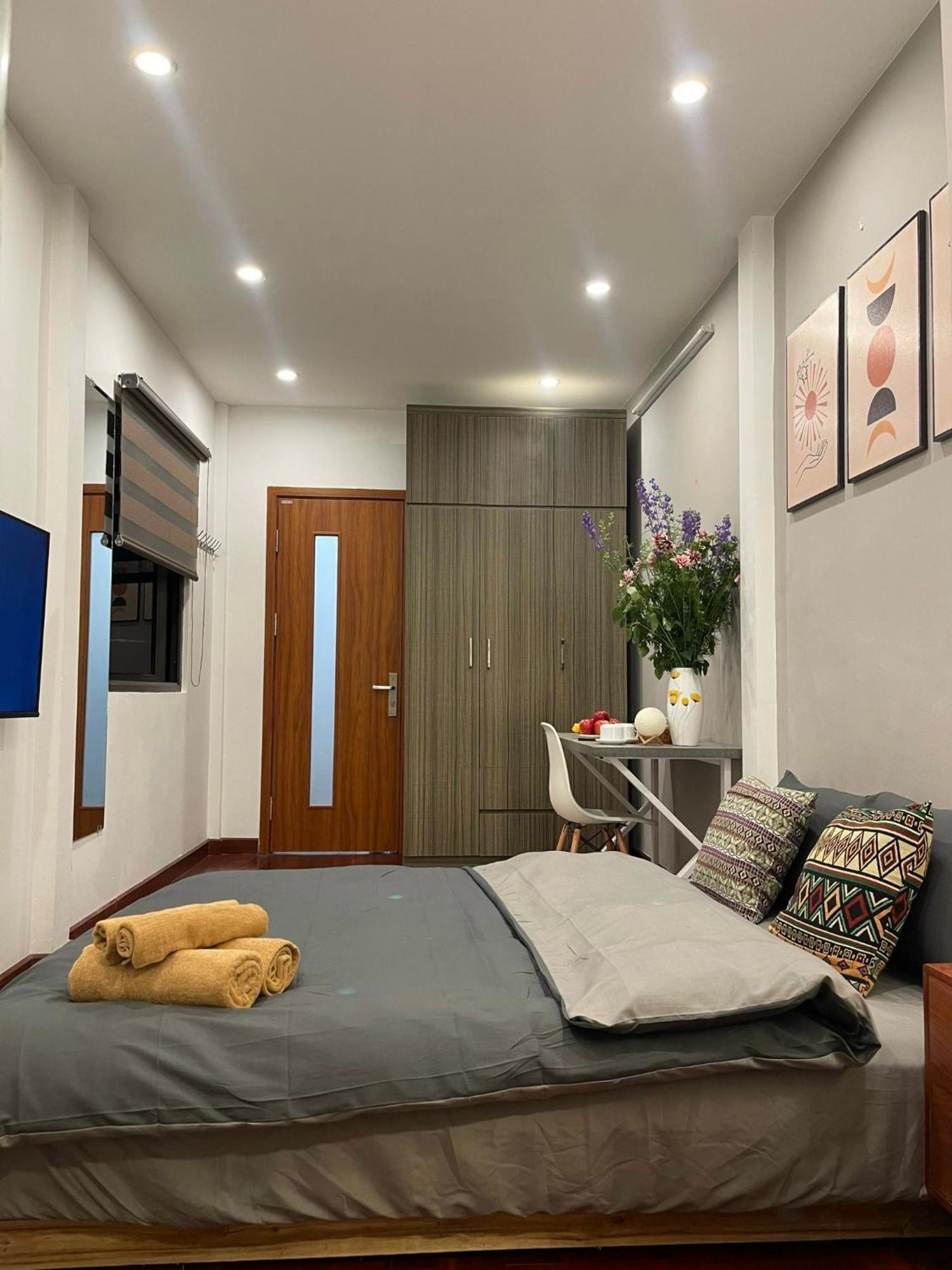 Apartment Corner