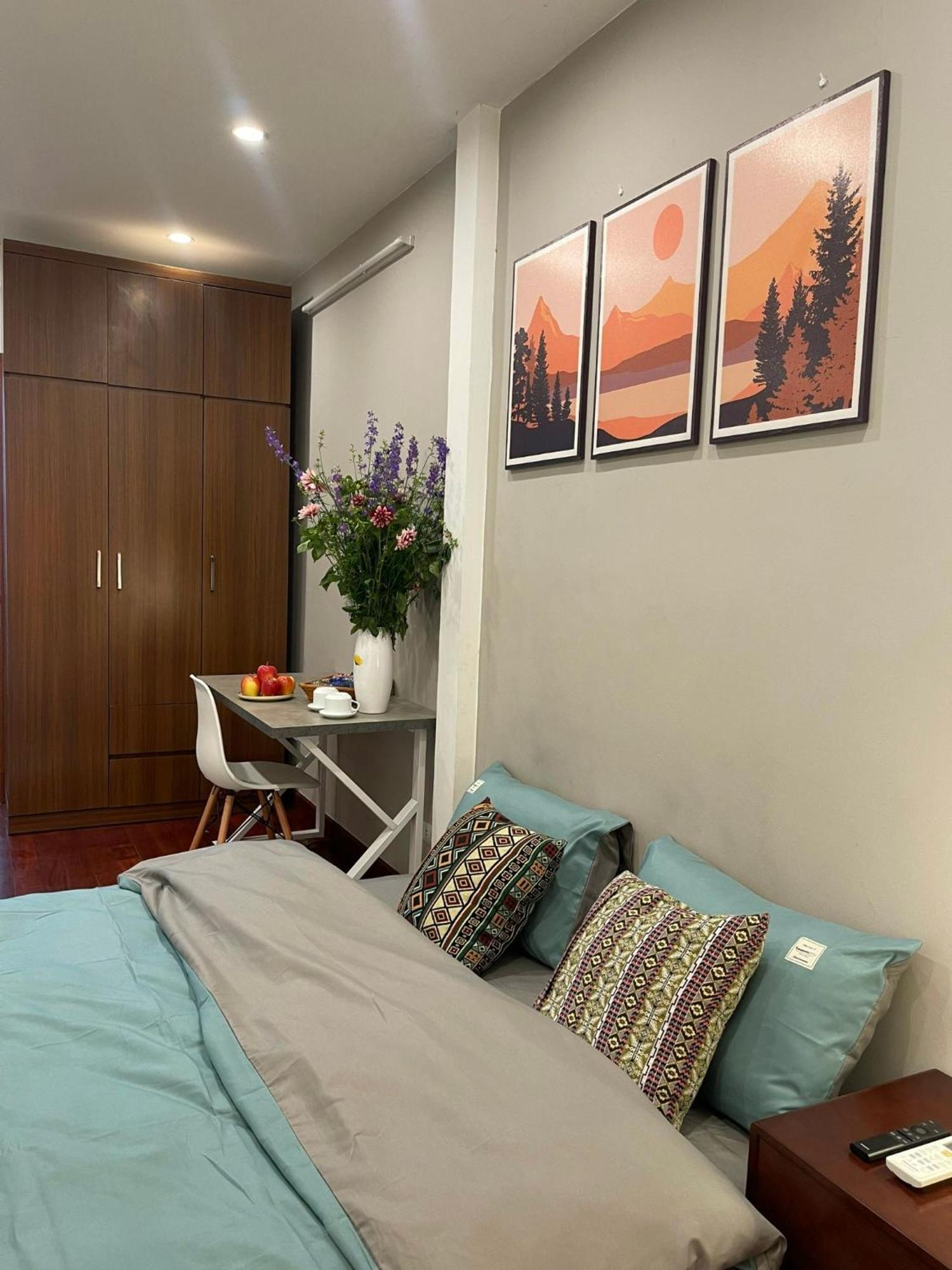 Corner Apartment