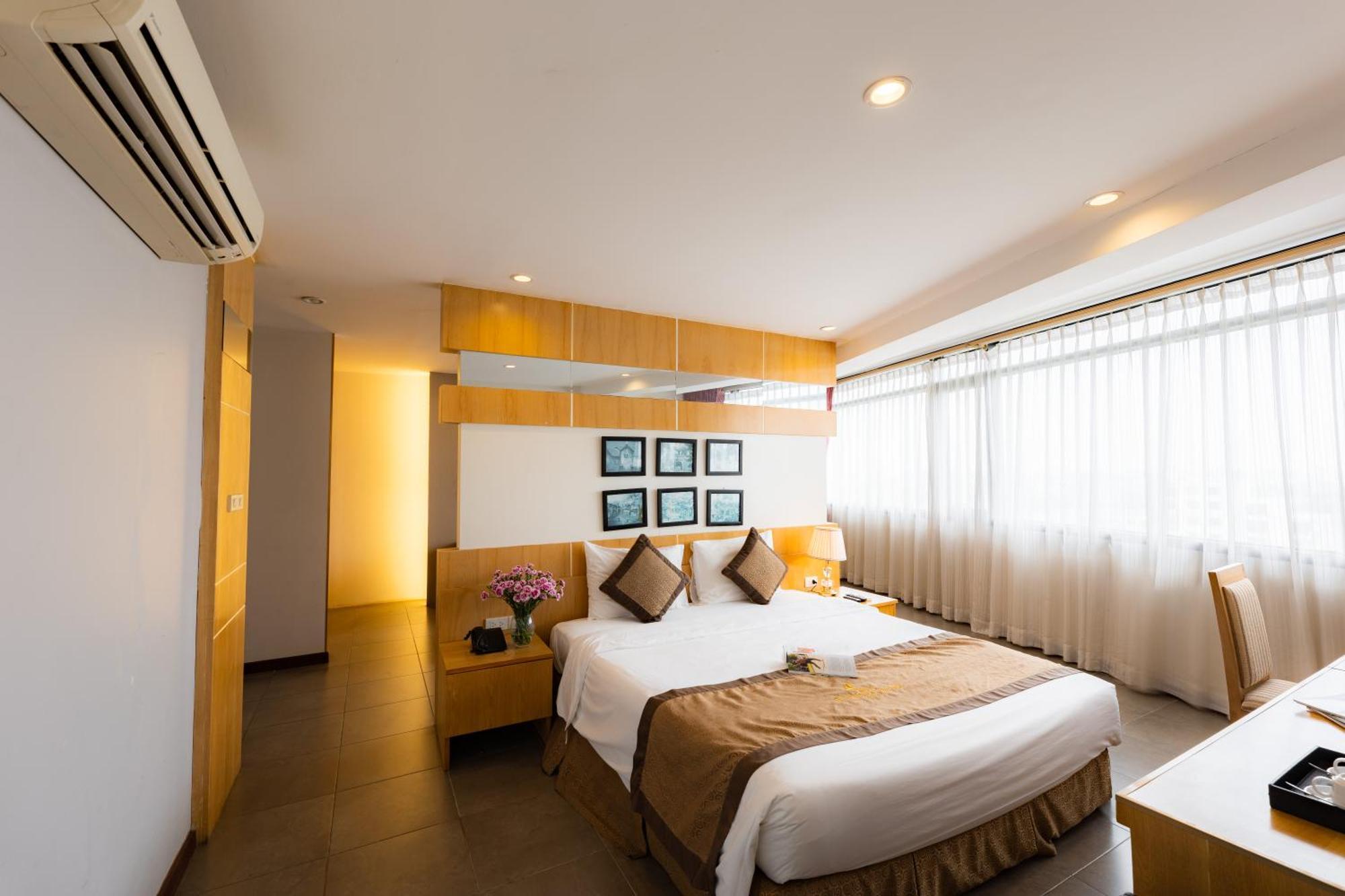 Hotel Riverside