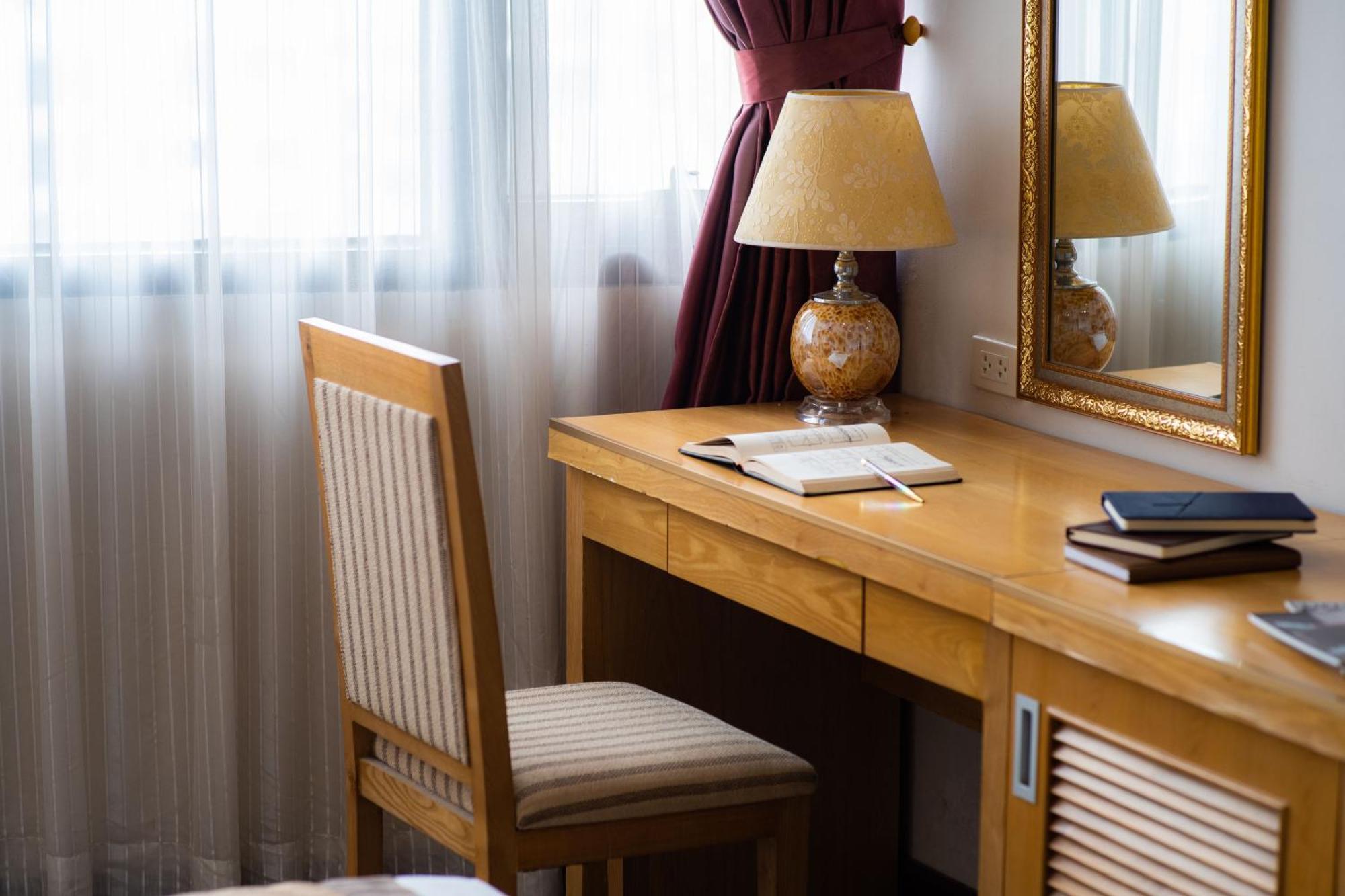 Riverside Hotel 4*