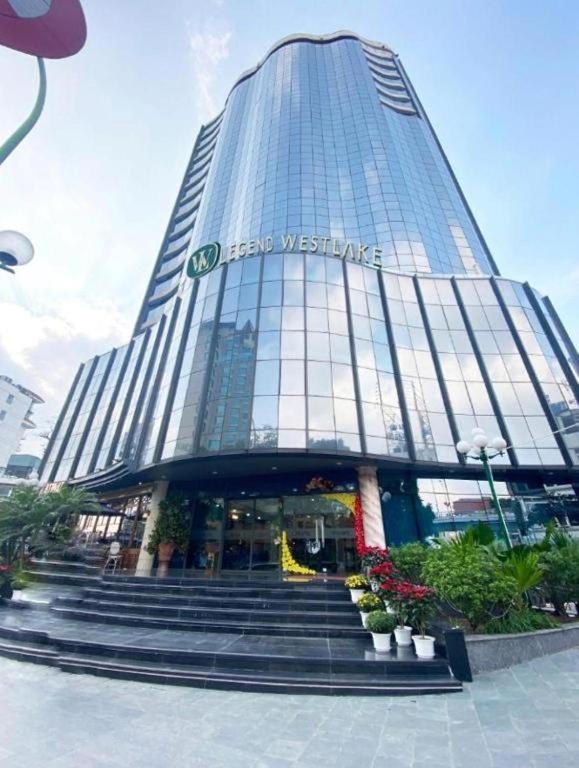 Netland Westlake Legacy * Hanoi