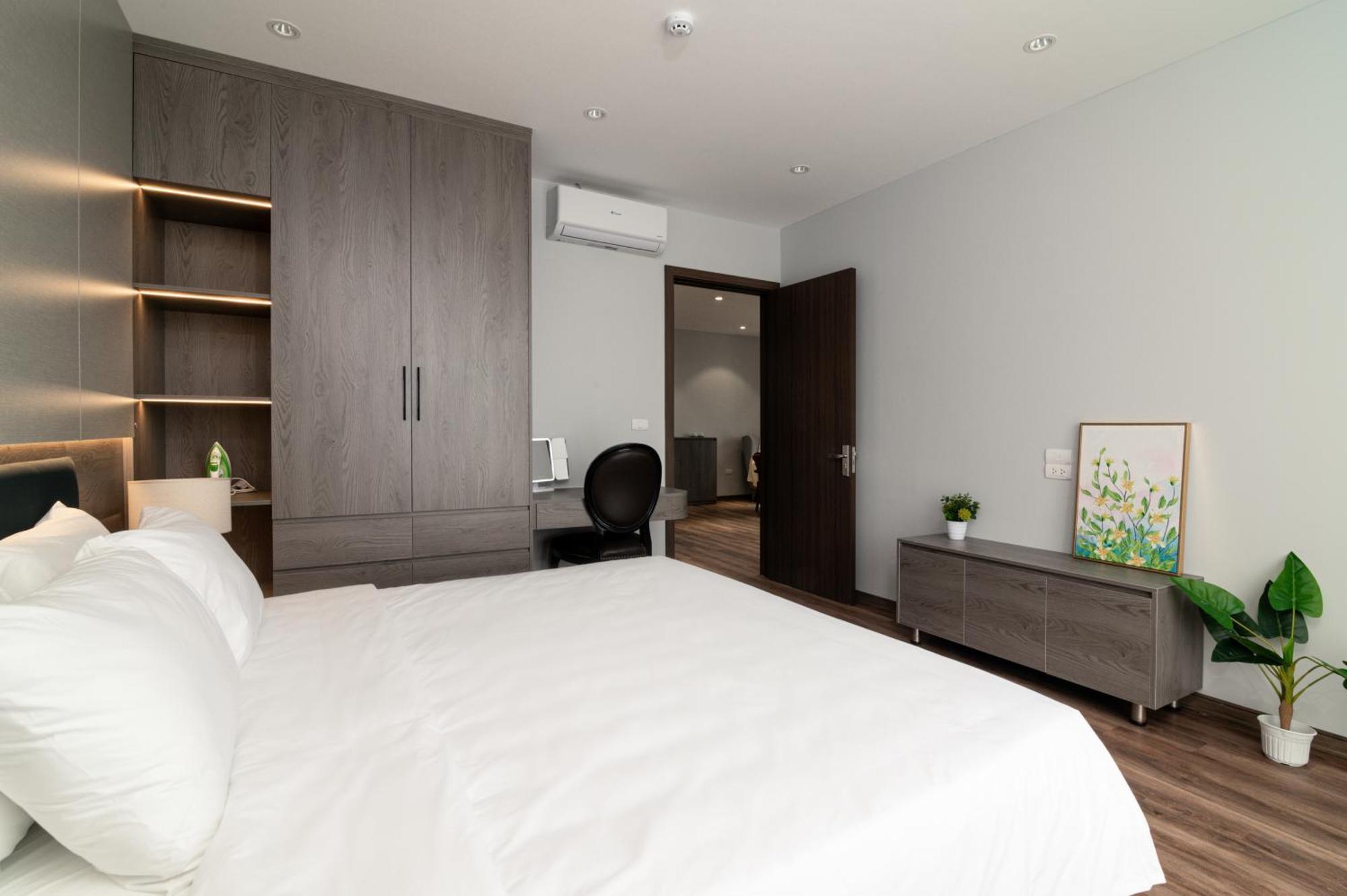 Hotel Luxe Paradise To Ngoc Van *