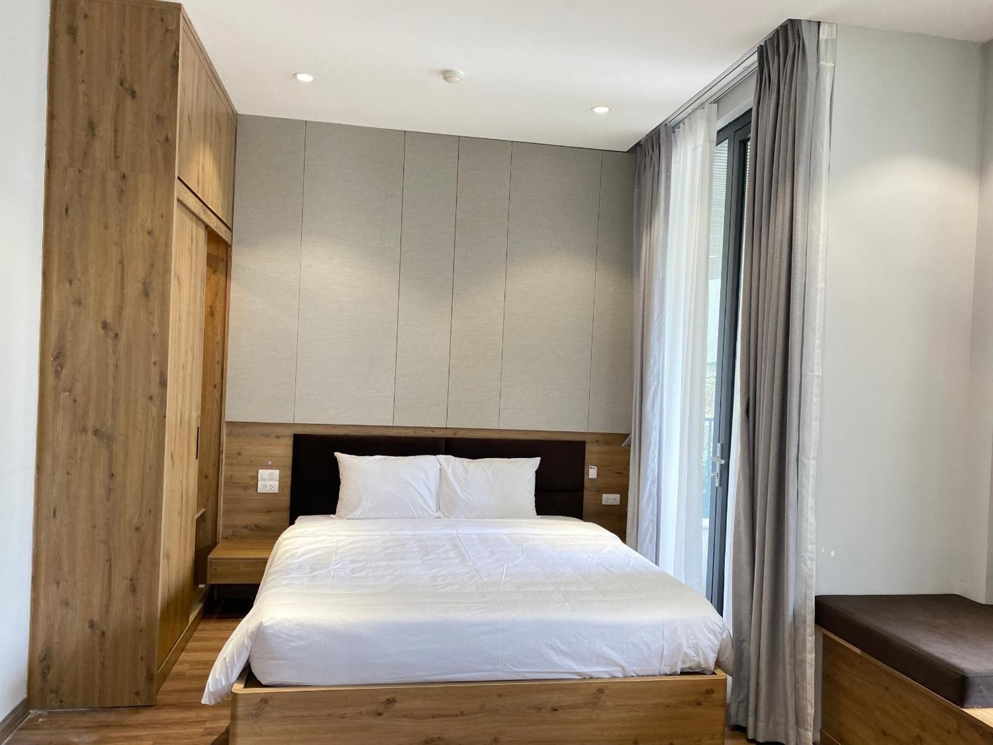 Luxe Paradise To Ngoc Van Hotel