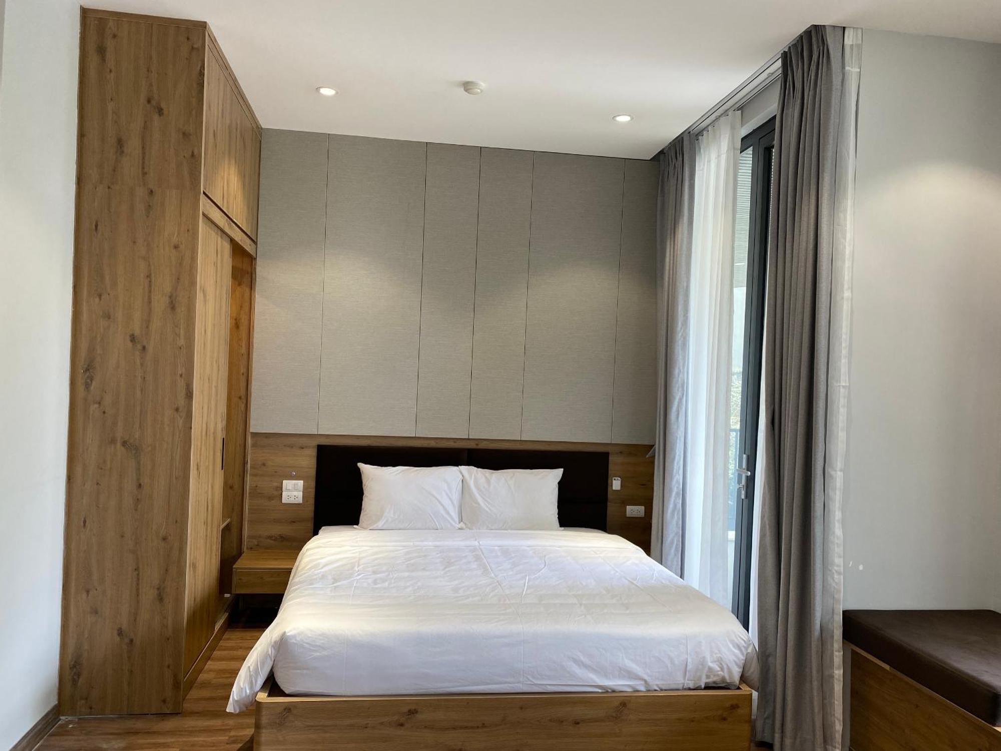 Hotel Luxe Paradise To Ngoc Van Hanoi